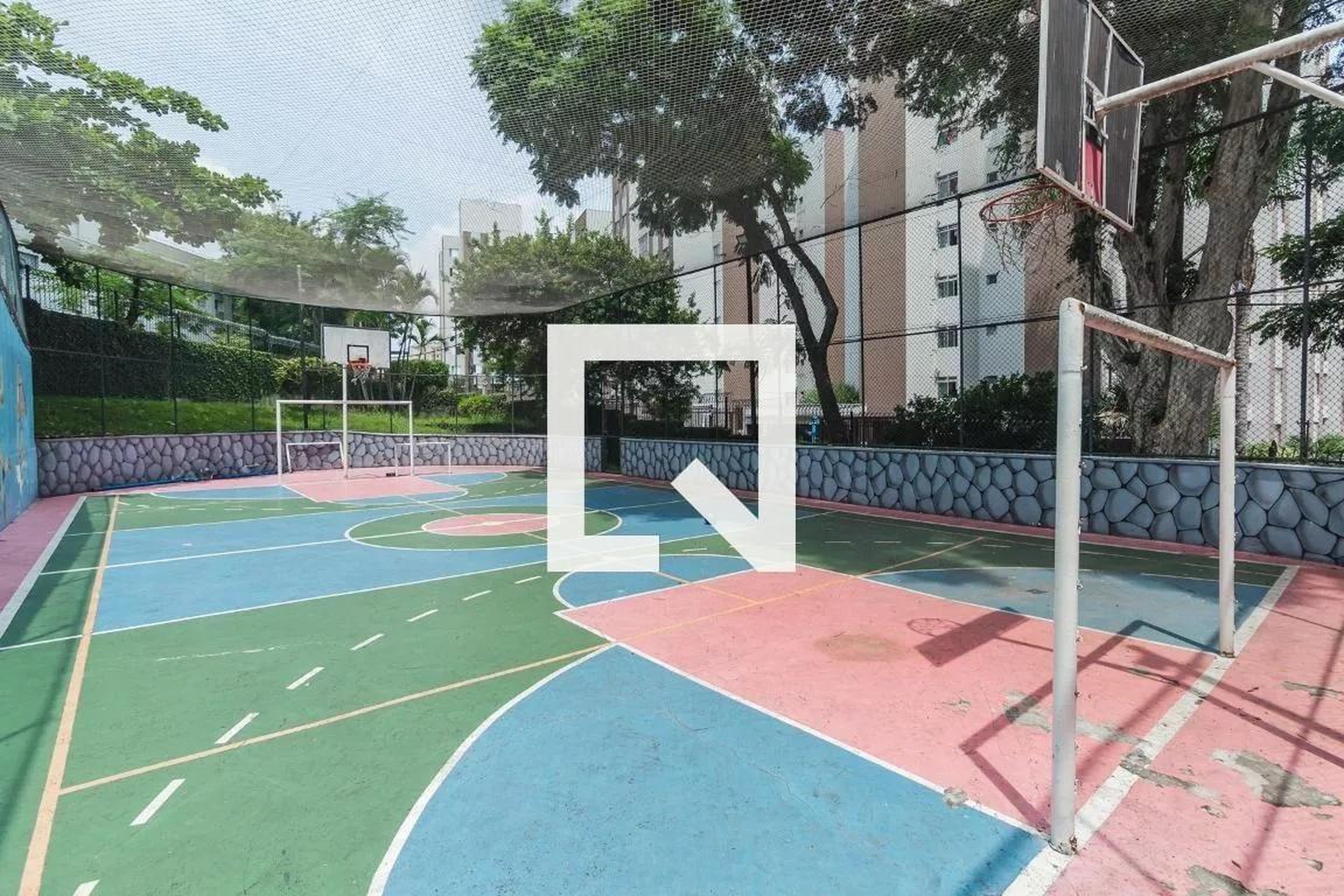 Quadra Esportiva - Edifício Platano