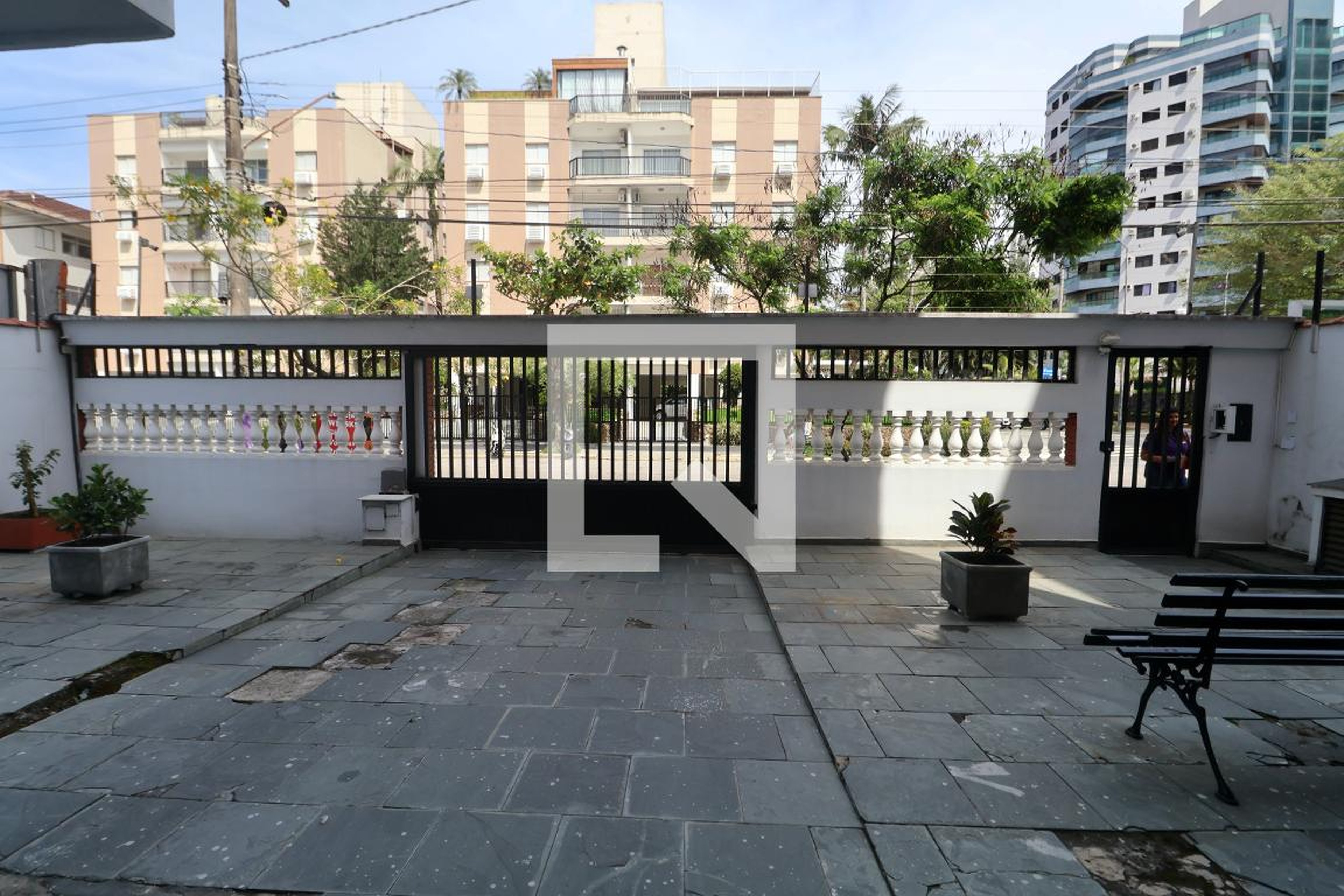 Fachada Condomínio em Avenida da Saudade, 330