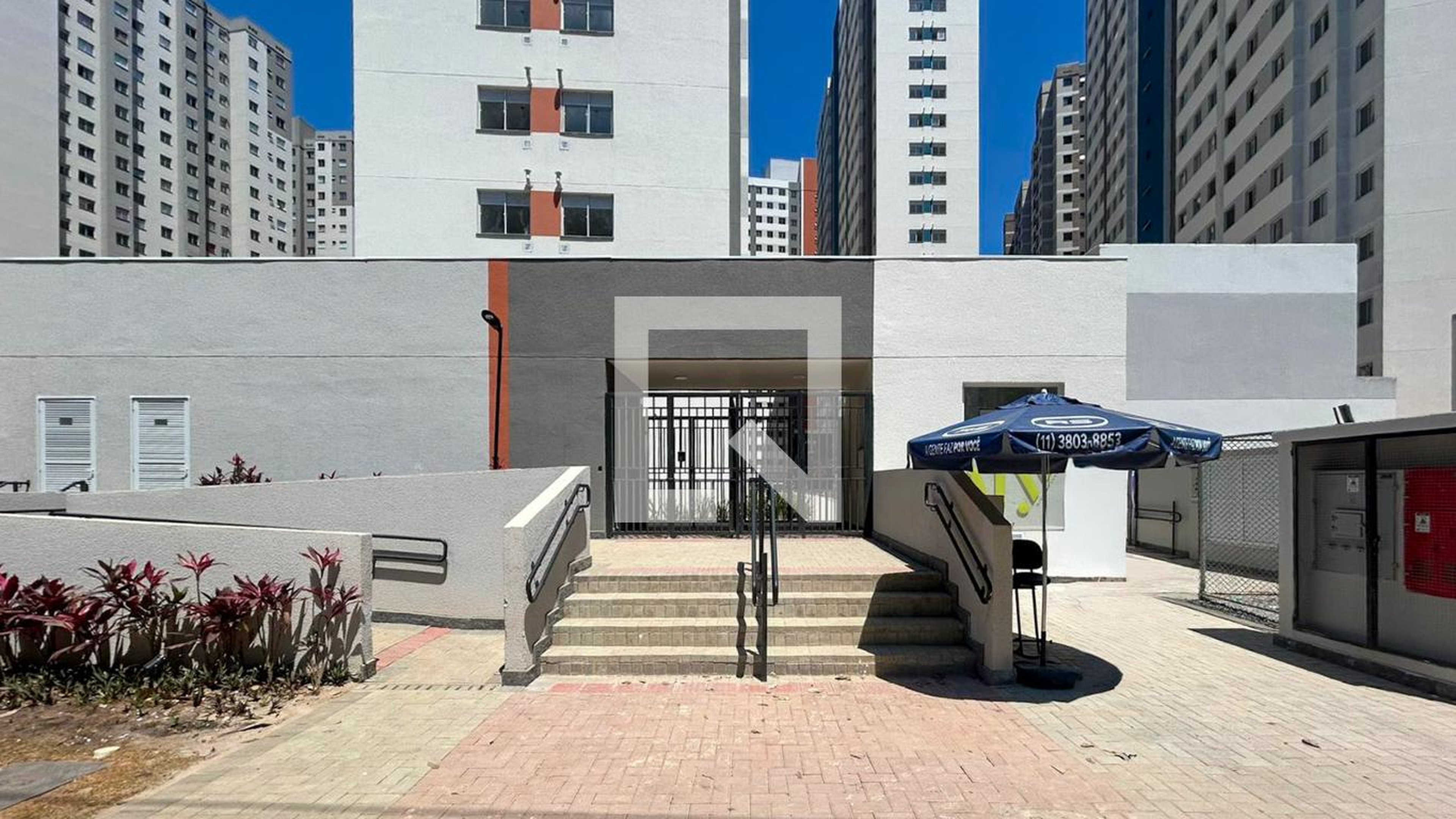 Fachada Condomínio em Avenida Miguel Yunes, 930