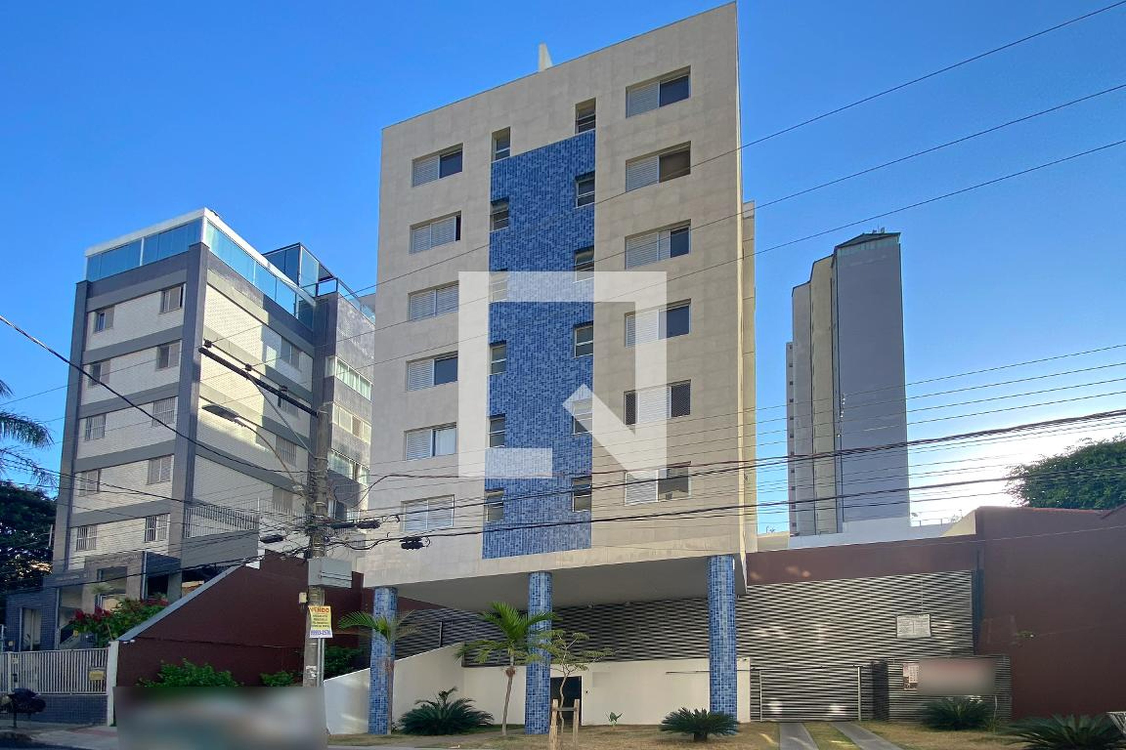 Fachada Condomínio em Rua Quixadá, 105
