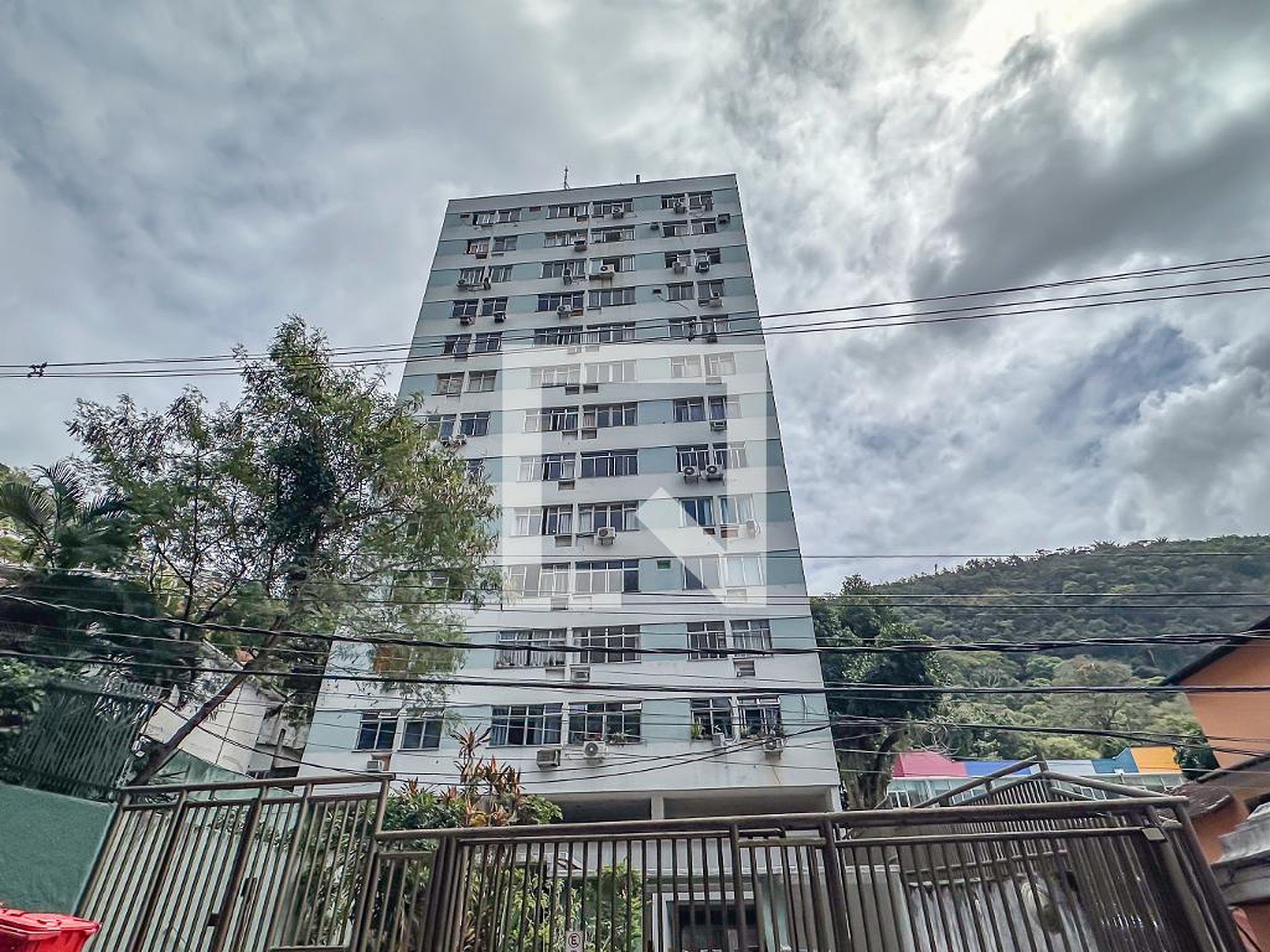 Fachada Condomínio Casa dos Oitis