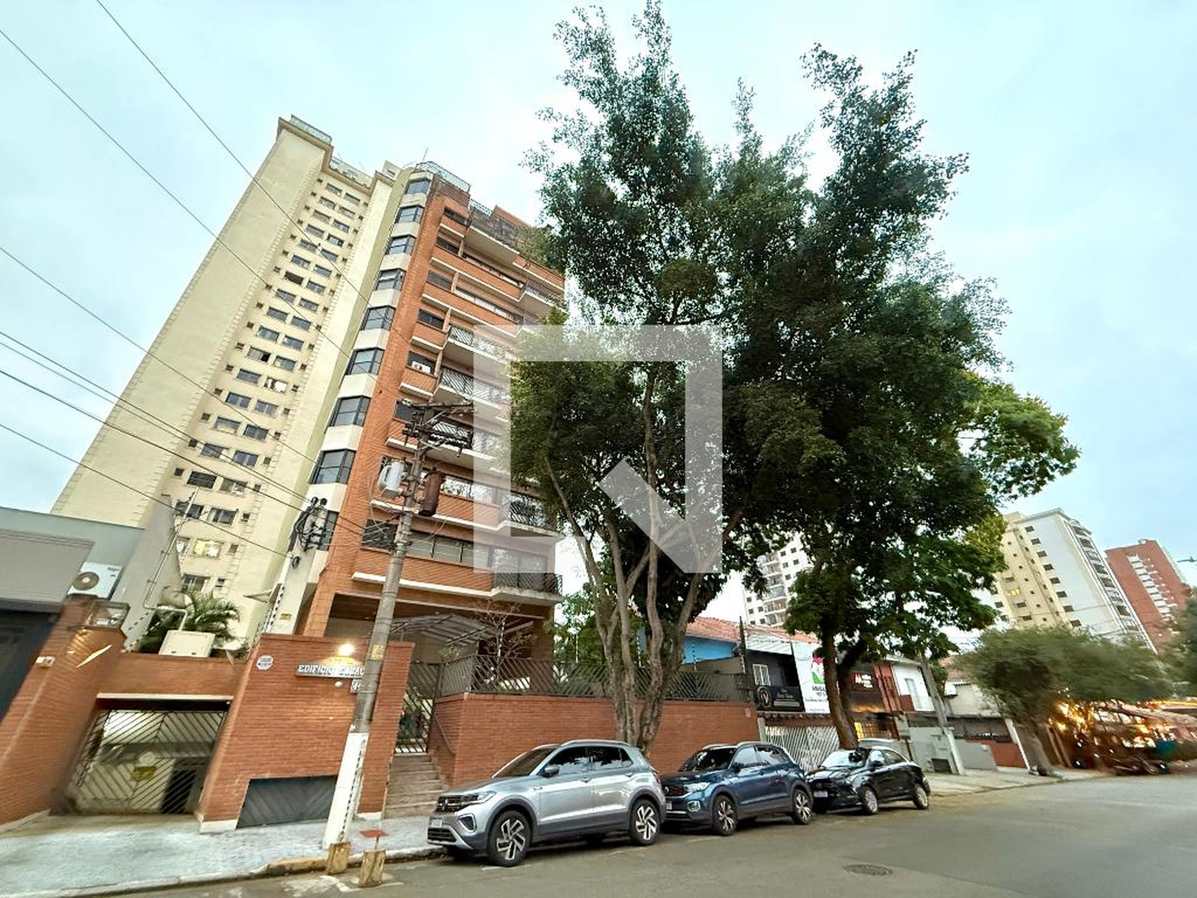 Fachada Condomínio Embauba
