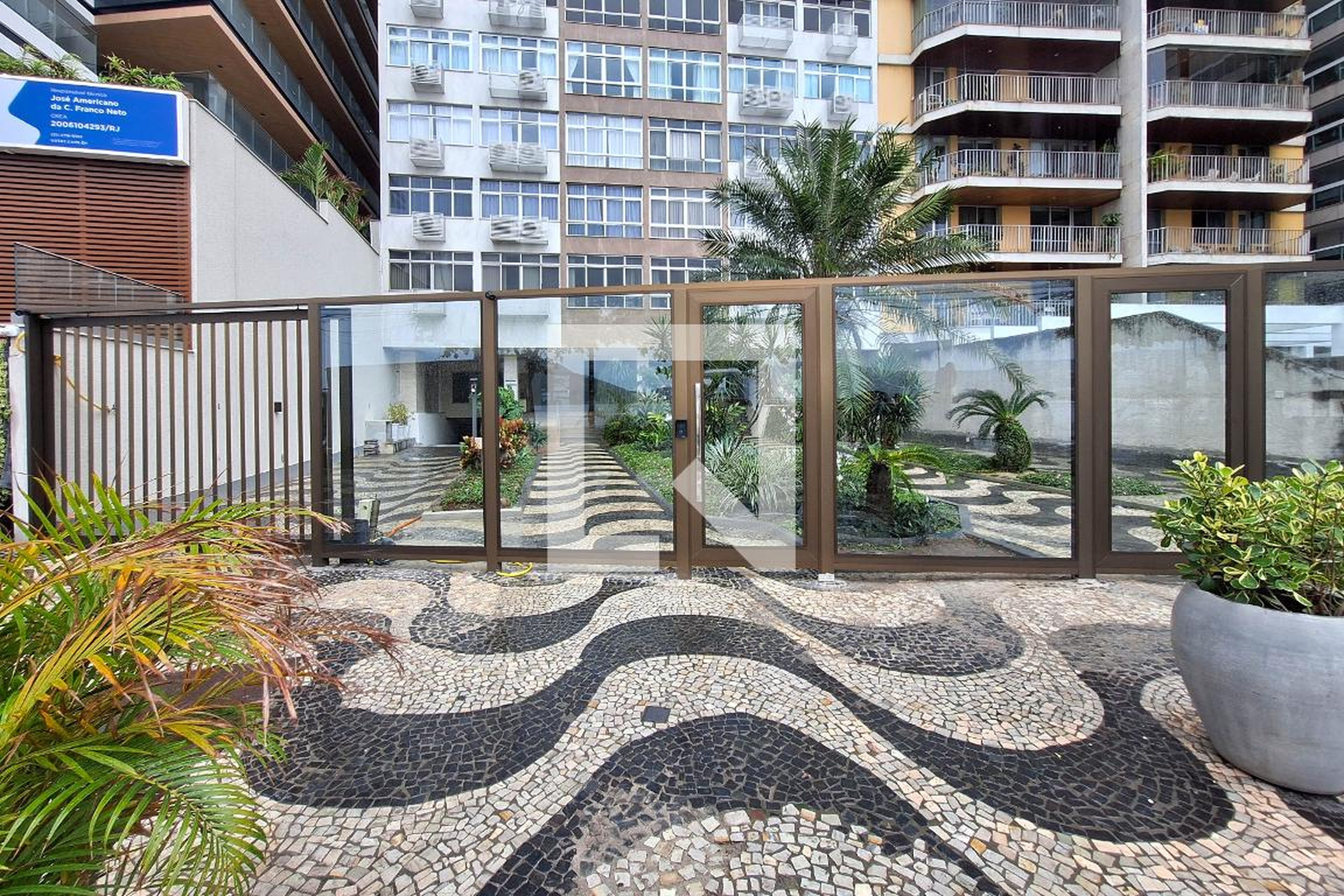 Fachada Condomínio José Bonifácio