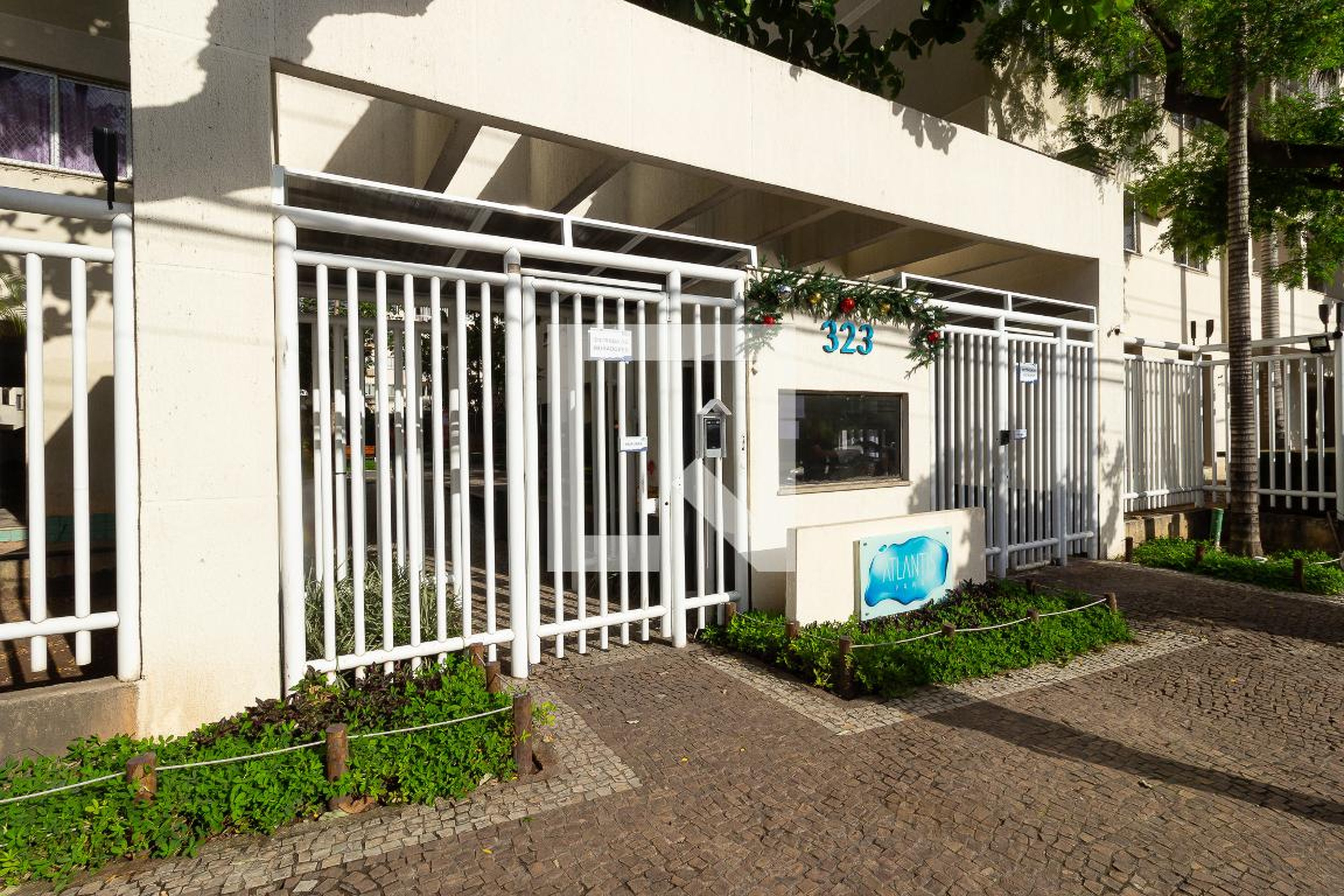 Fachada do condomínio Condomínio Atlantis Park