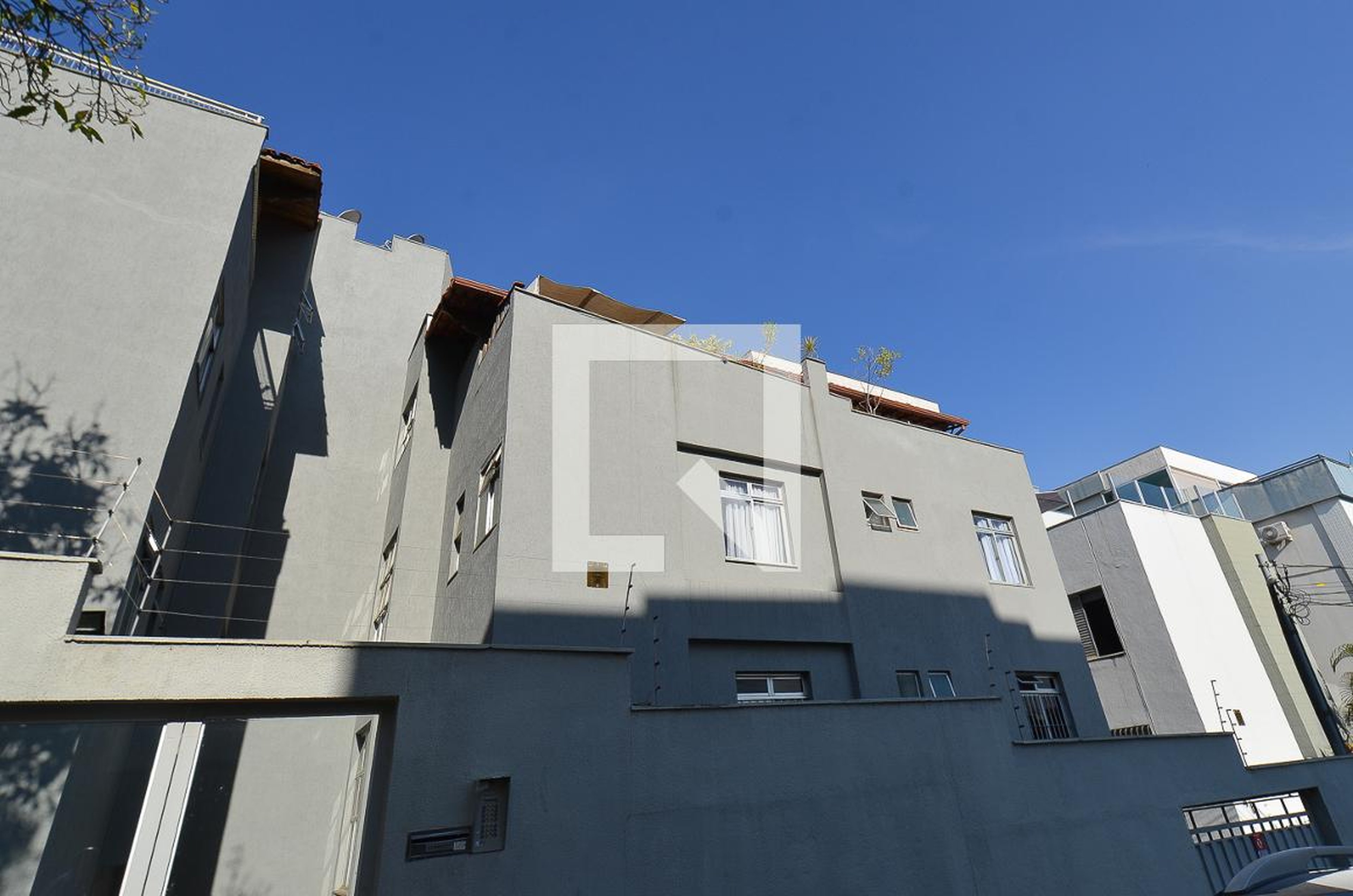 Fachada Edifício Eny Rodrigues Lopes