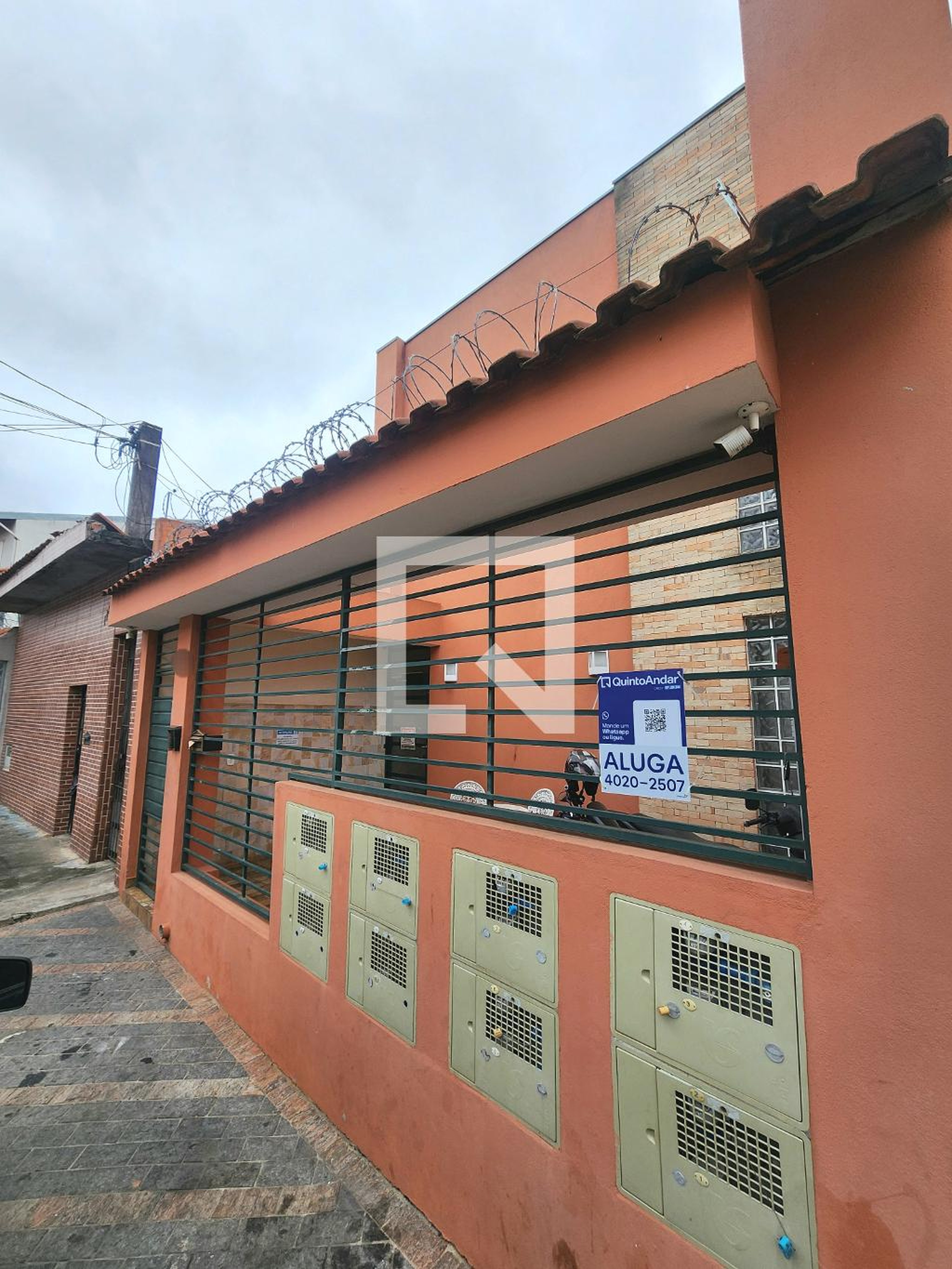 Fachada Condomínio em Rua Abel Ramos, 123