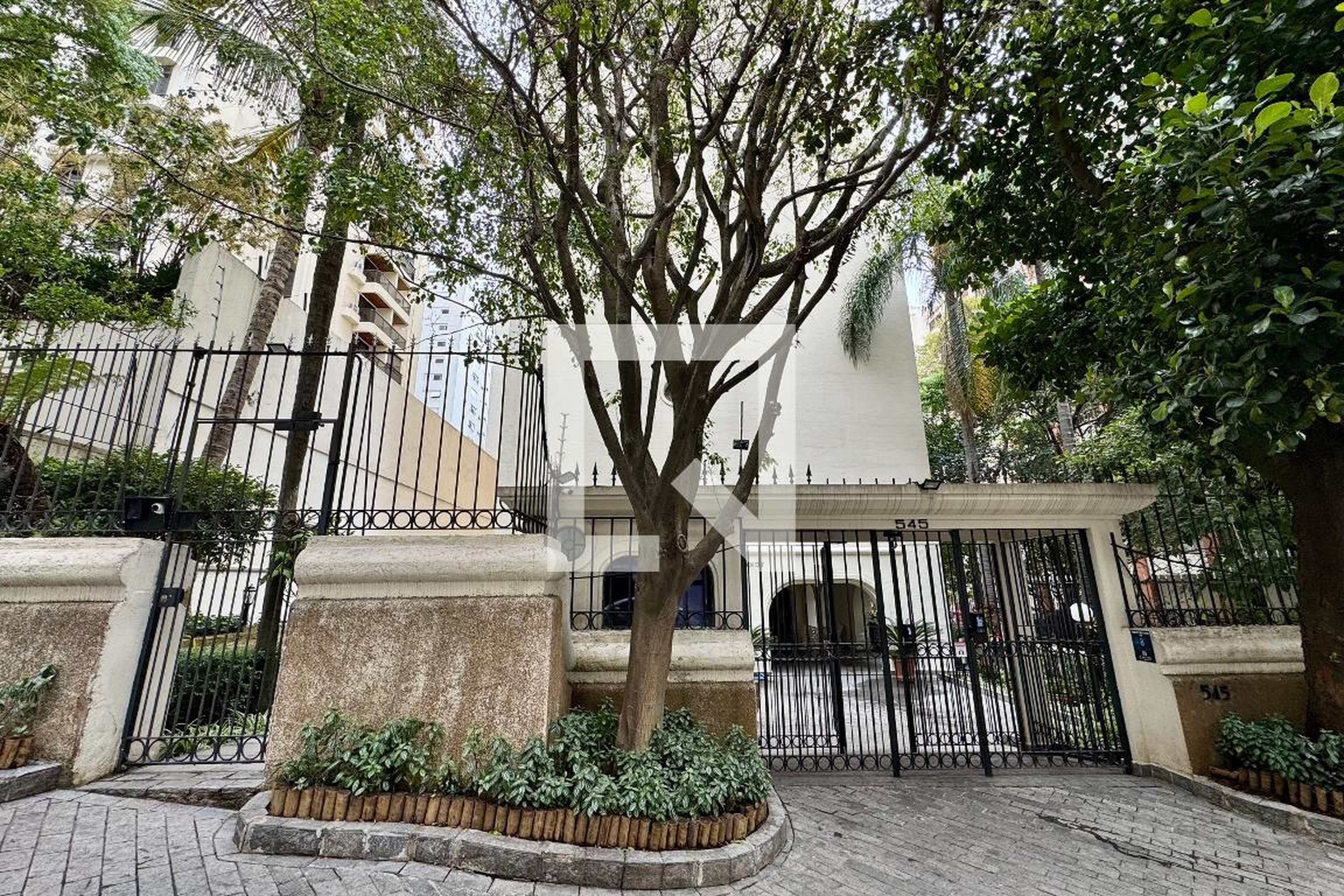 Fachada Edifício Mansão Rembrandt