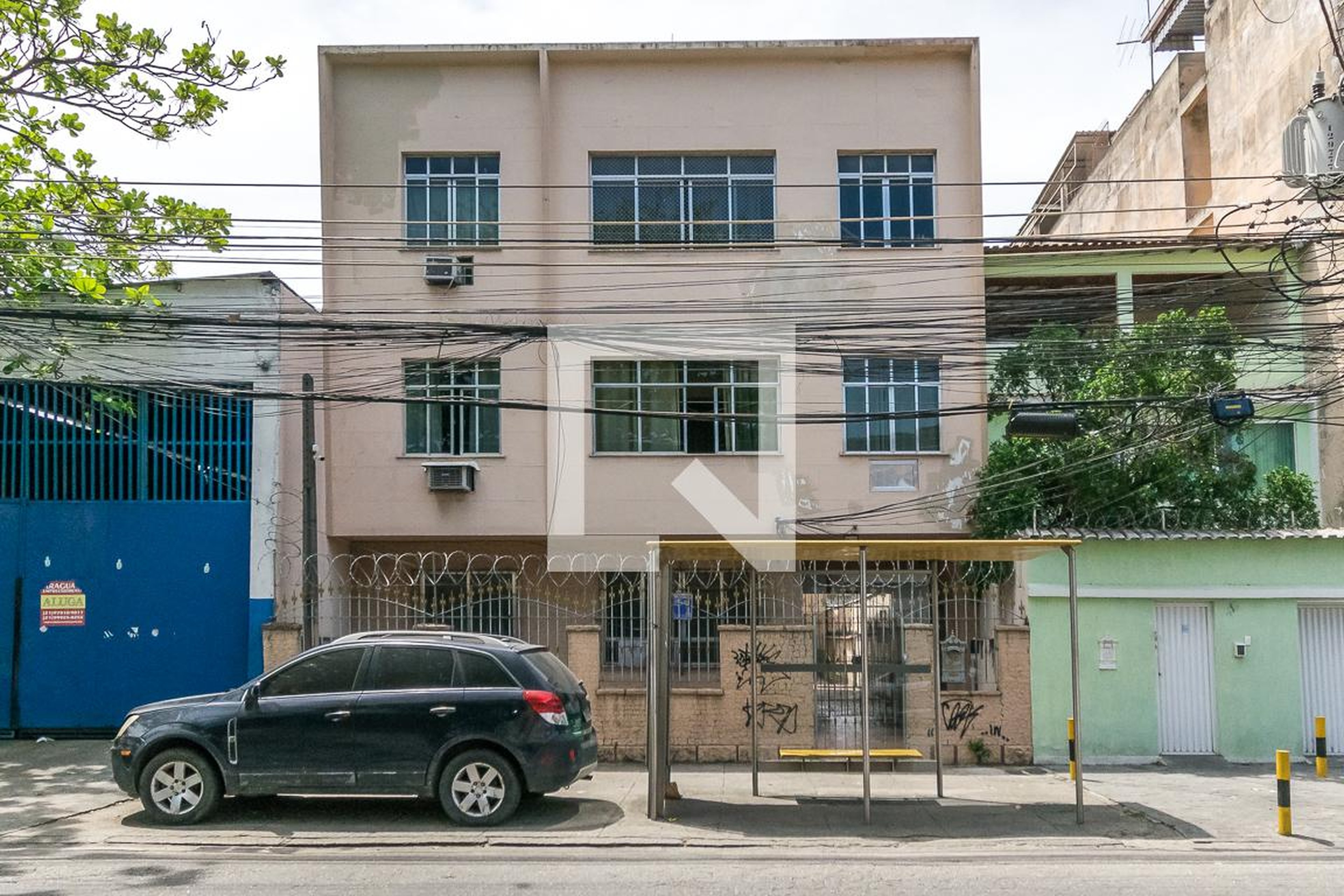Fachada do Prédio Condomínio em Rua Quito, 418