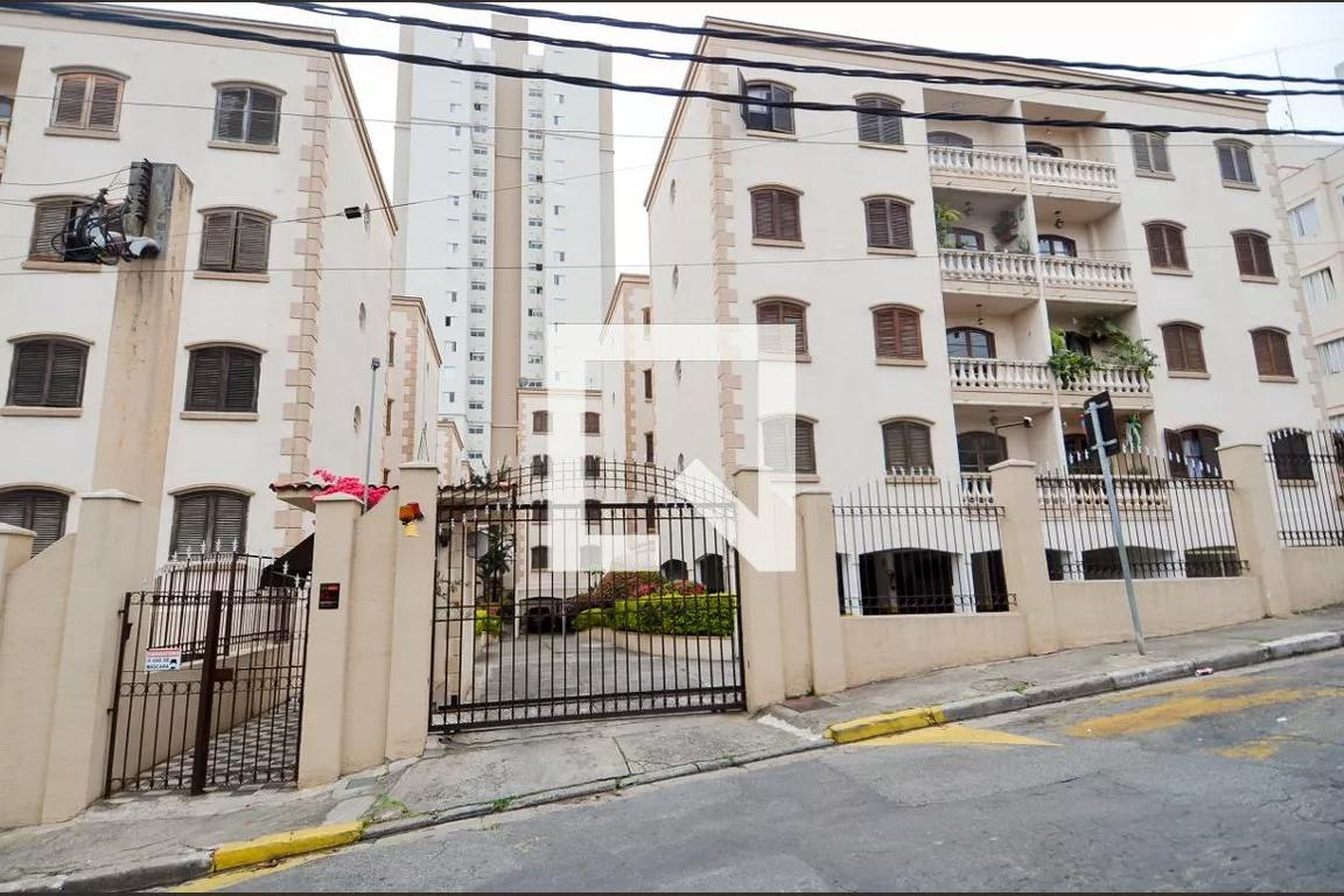 Fachada Condomínio em Rua Acre, 248