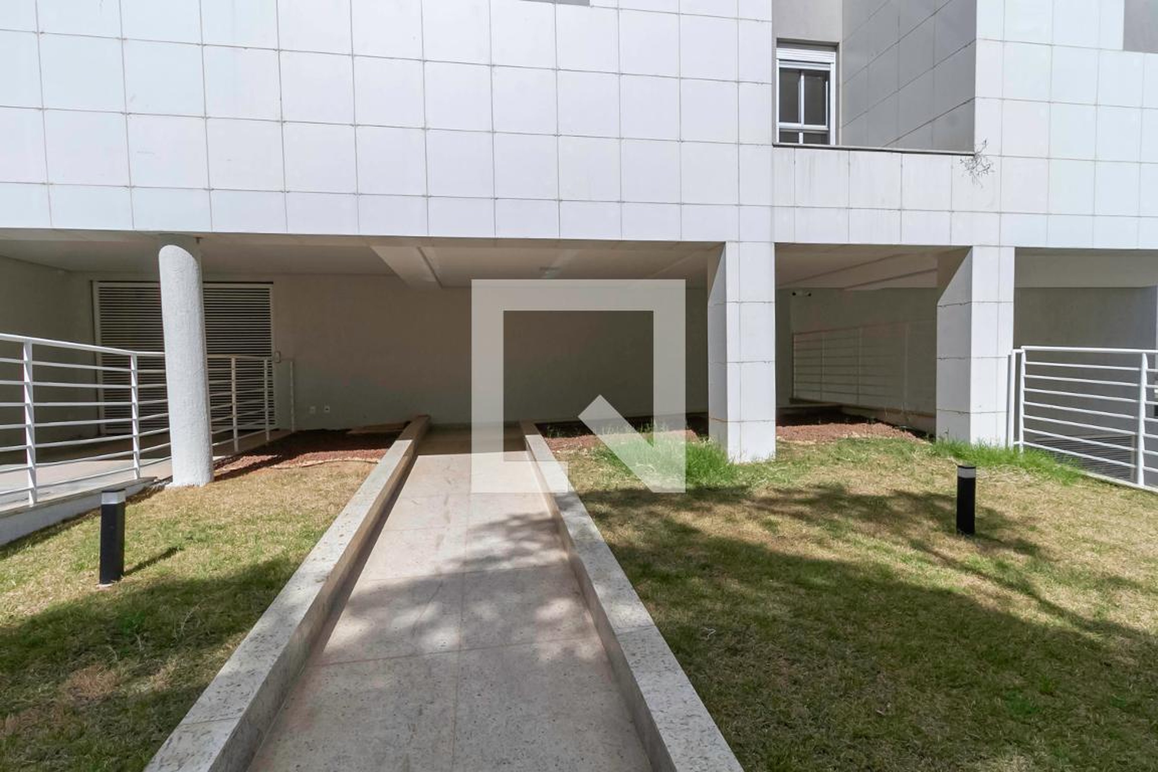 Entrada - Edifício Luar de Caravelas