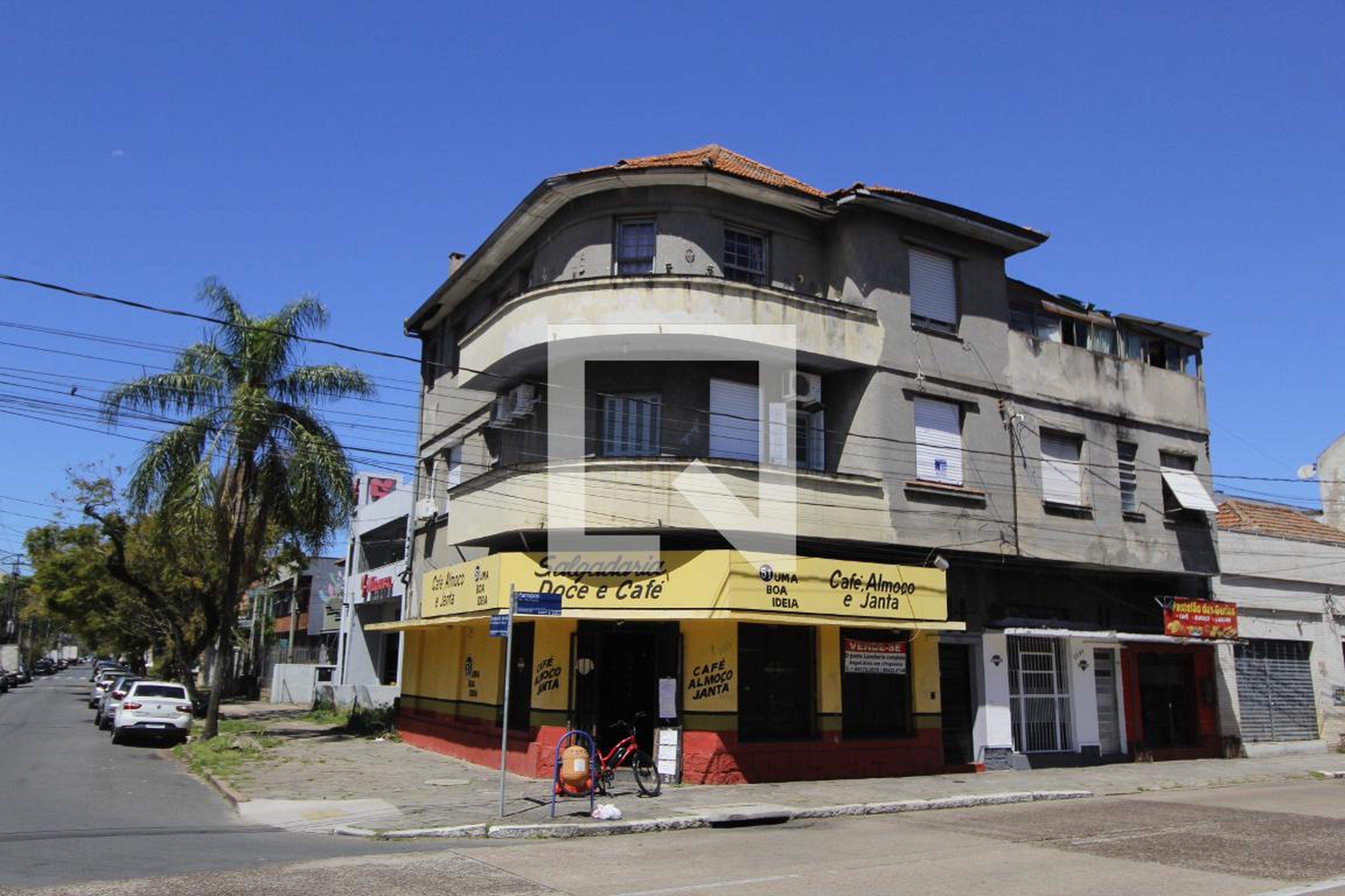 Fachada do Prédio Condomínio em Avenida Farrapos, 2401