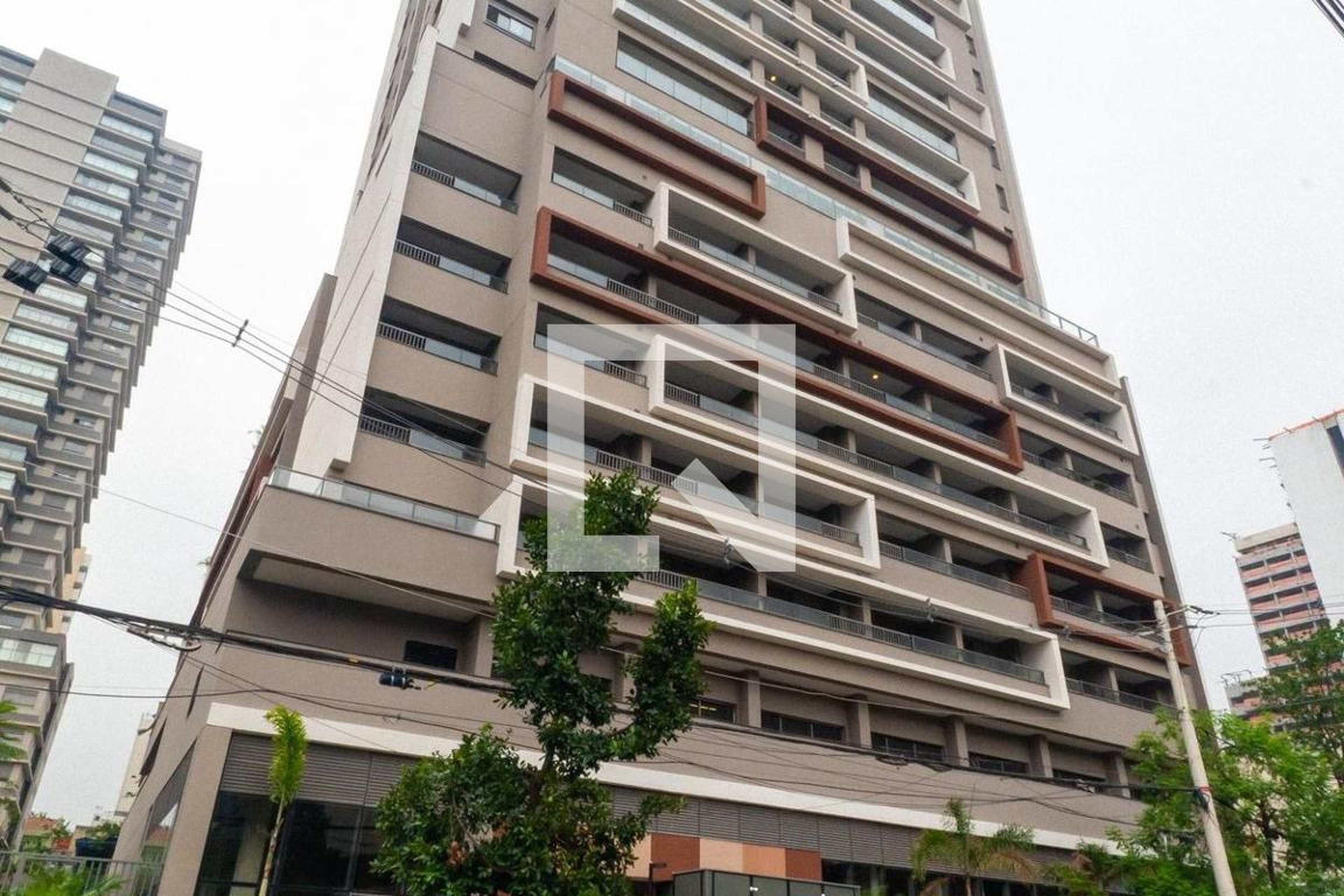 Fachada Condomínio em Rua Borges Lagoa, 226