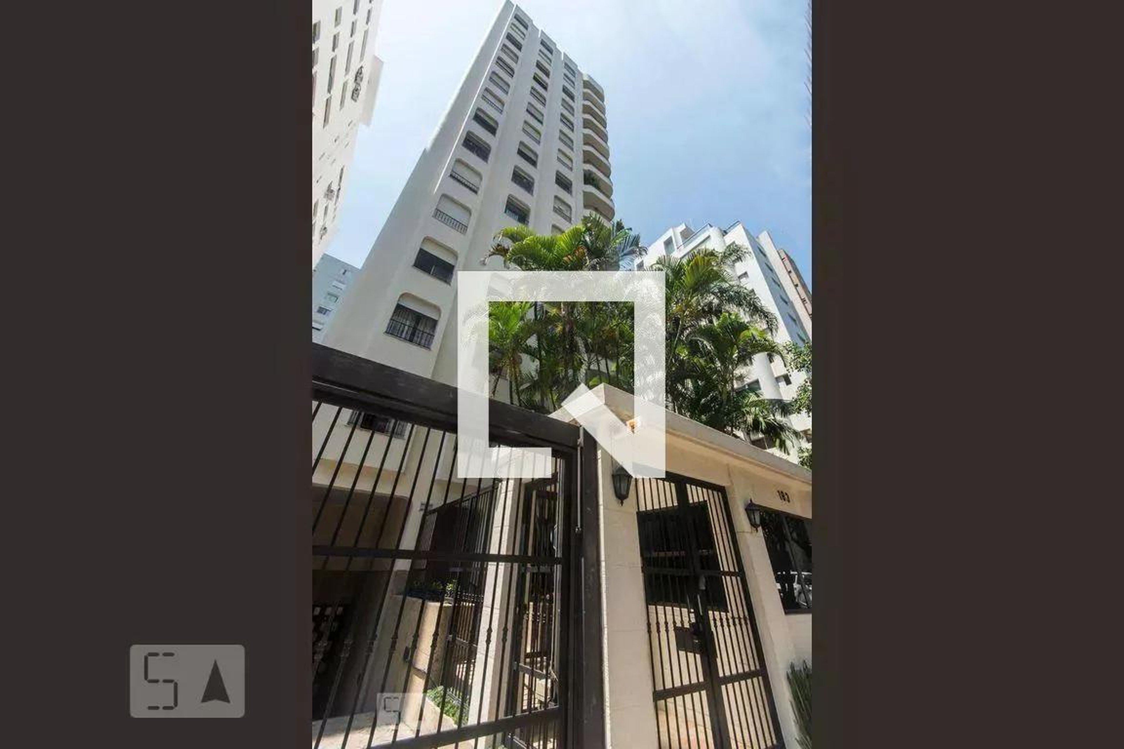 Fachada Condomínio em Rua Doutor Gabriel dos Santos, 18343455