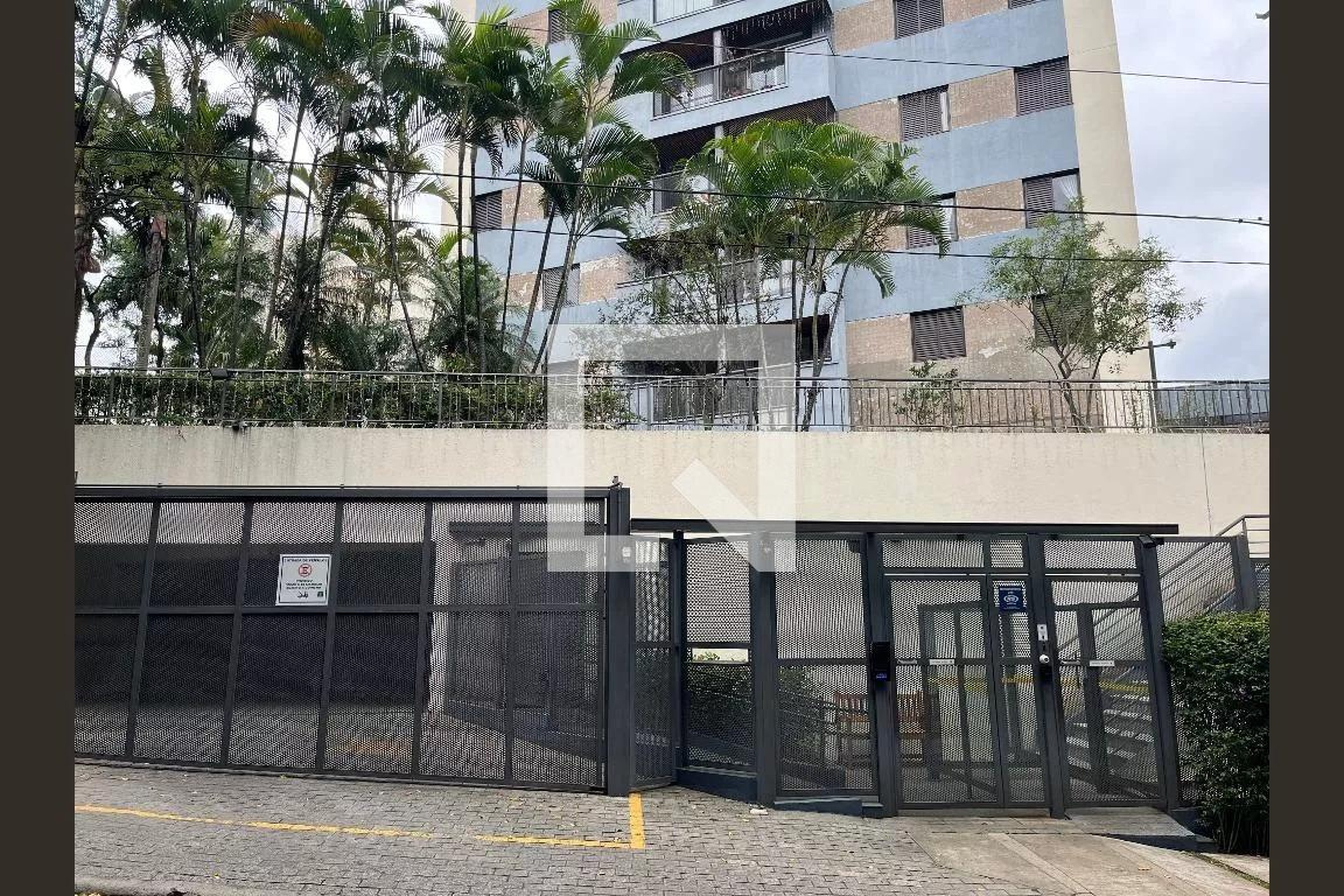 Fachada Condomínio Colinas do Sumaré