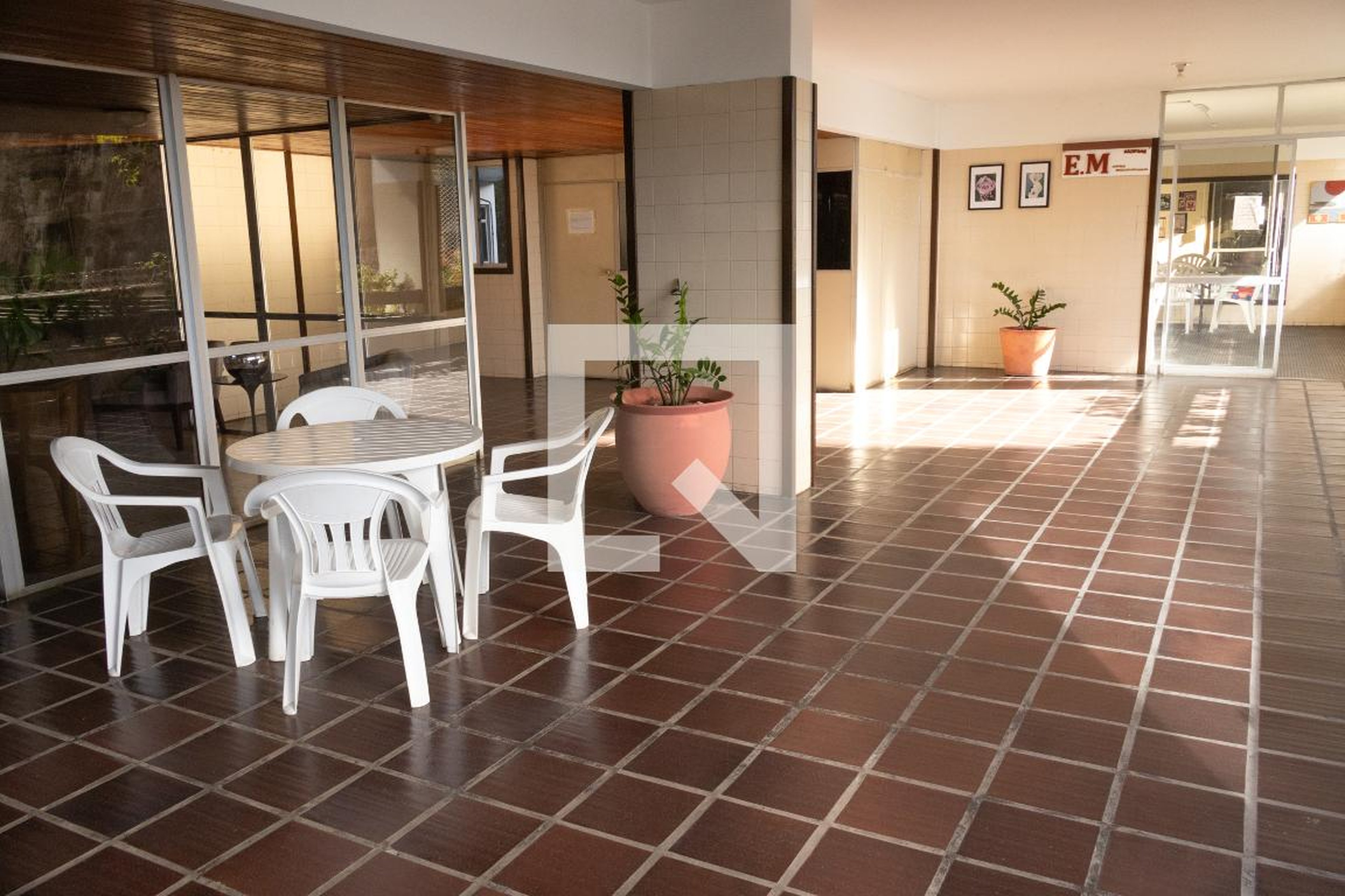 Hall social - Edifício Portal Caminho das Árvores