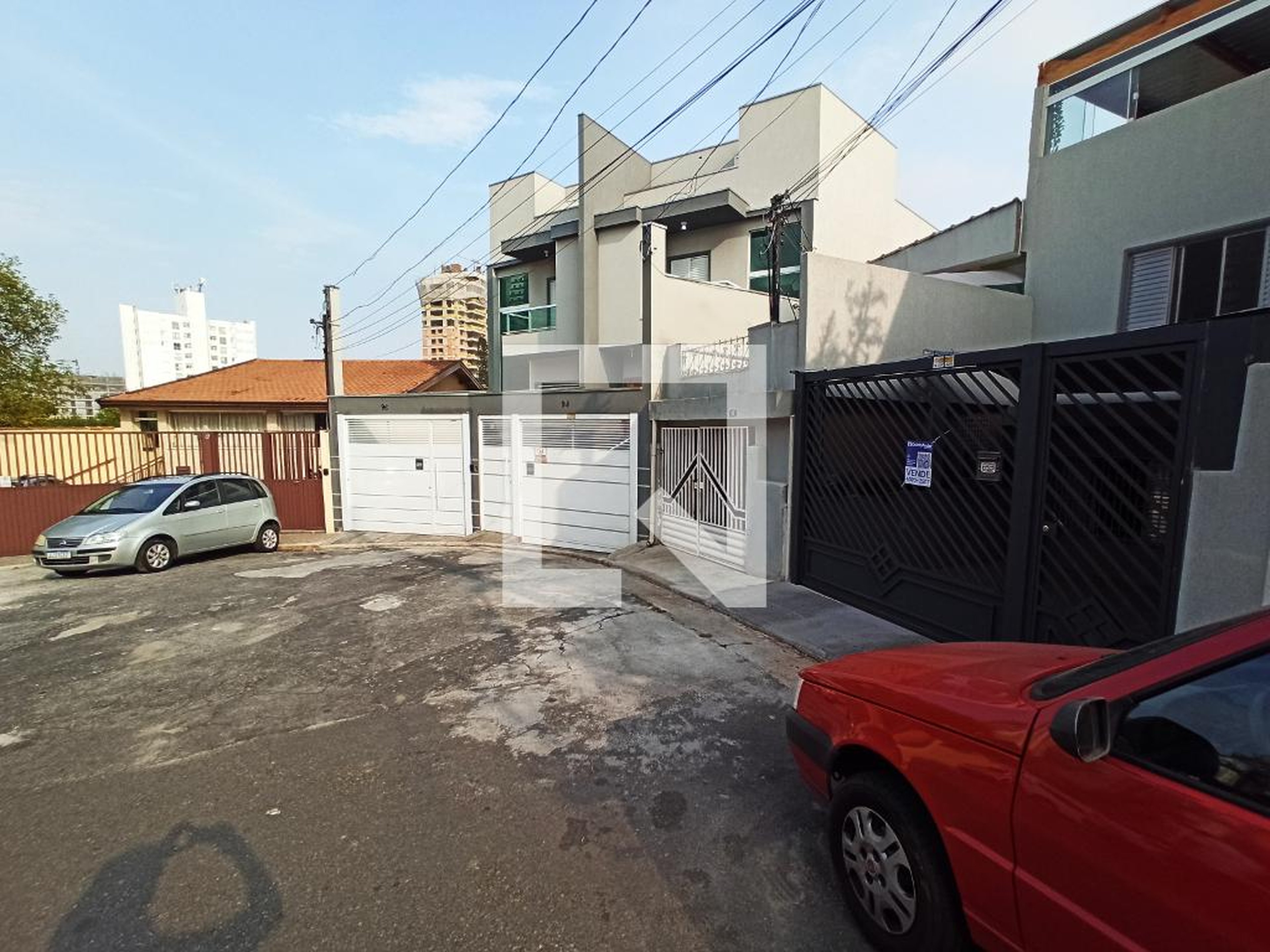 Fachada Condomínio em Rua Godói da Silveira, 86