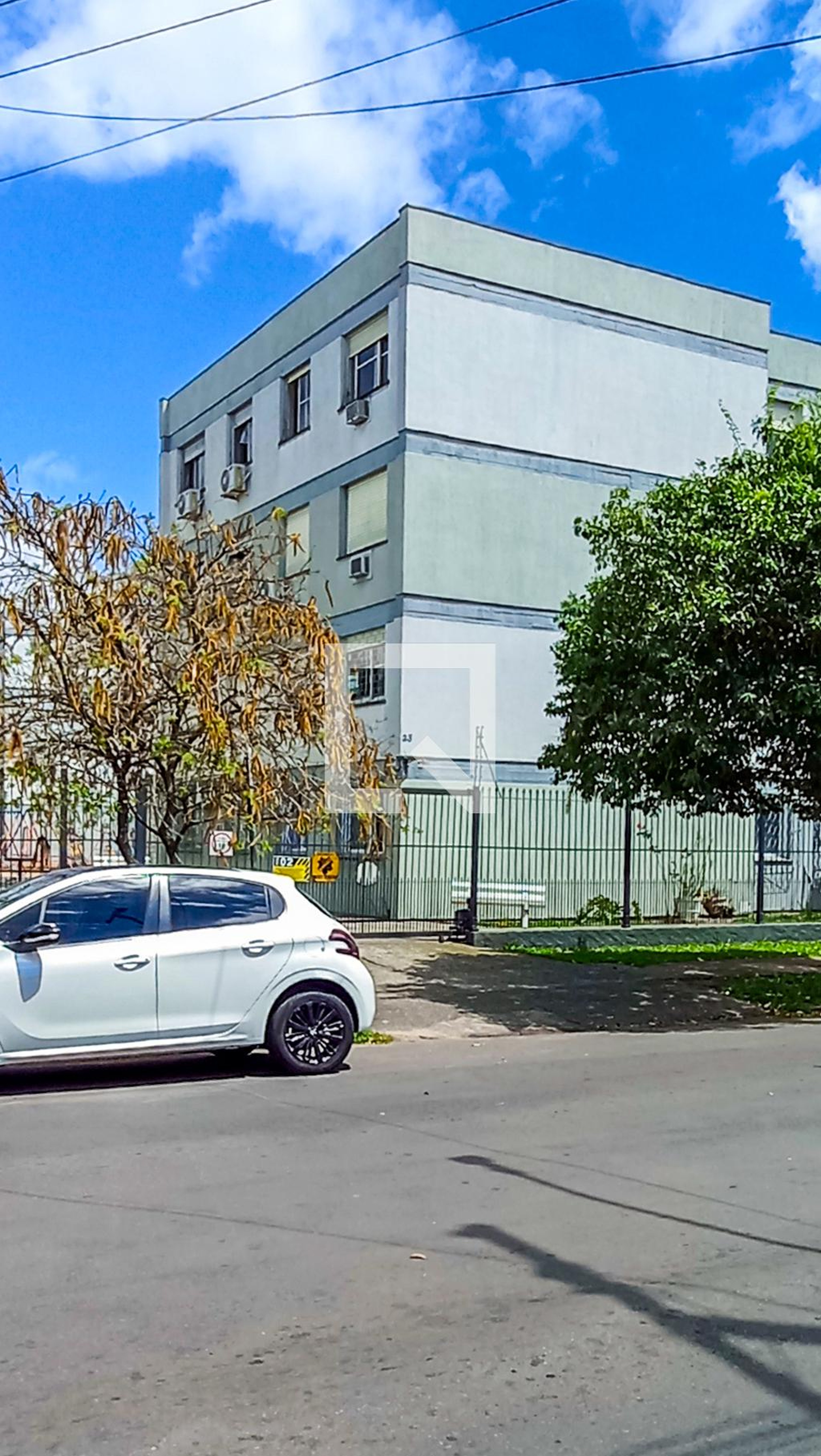 Fachada Condomínio em Rua Camaquã, 23