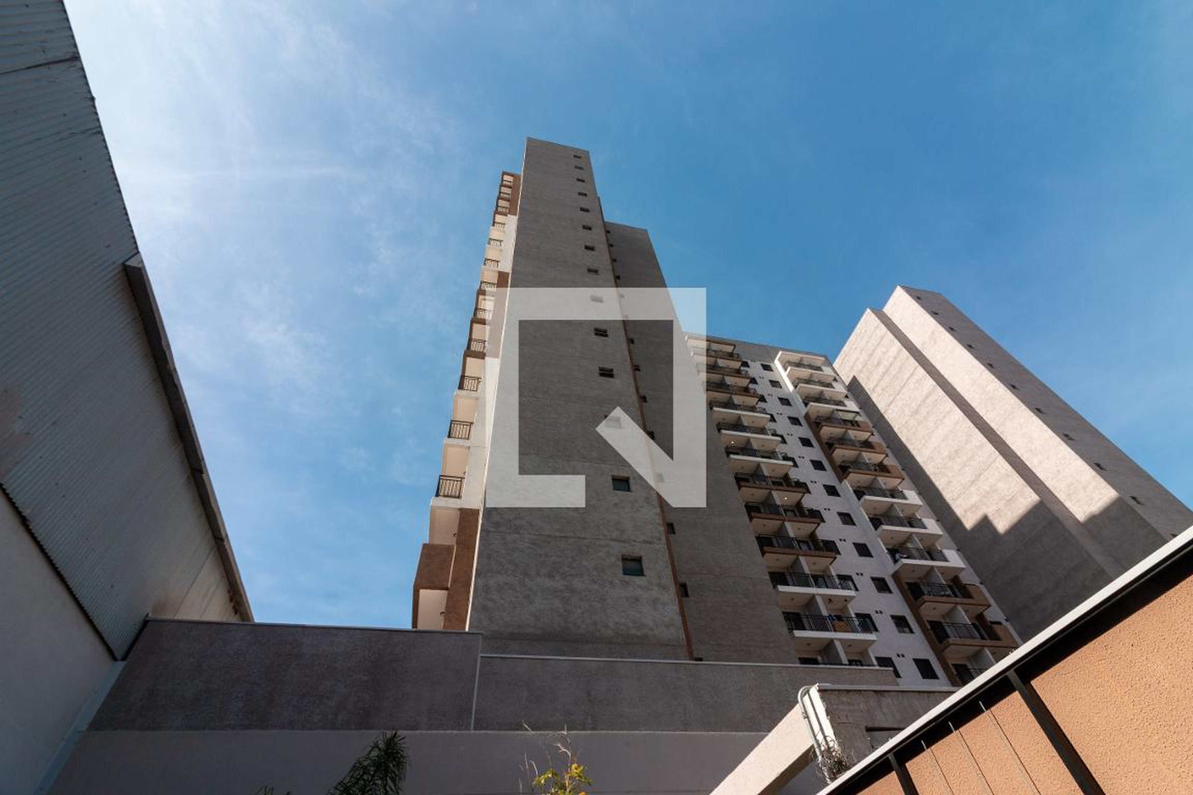 Fachada do Prédio Condomínio NEX ONE NHAMBIQUARAS