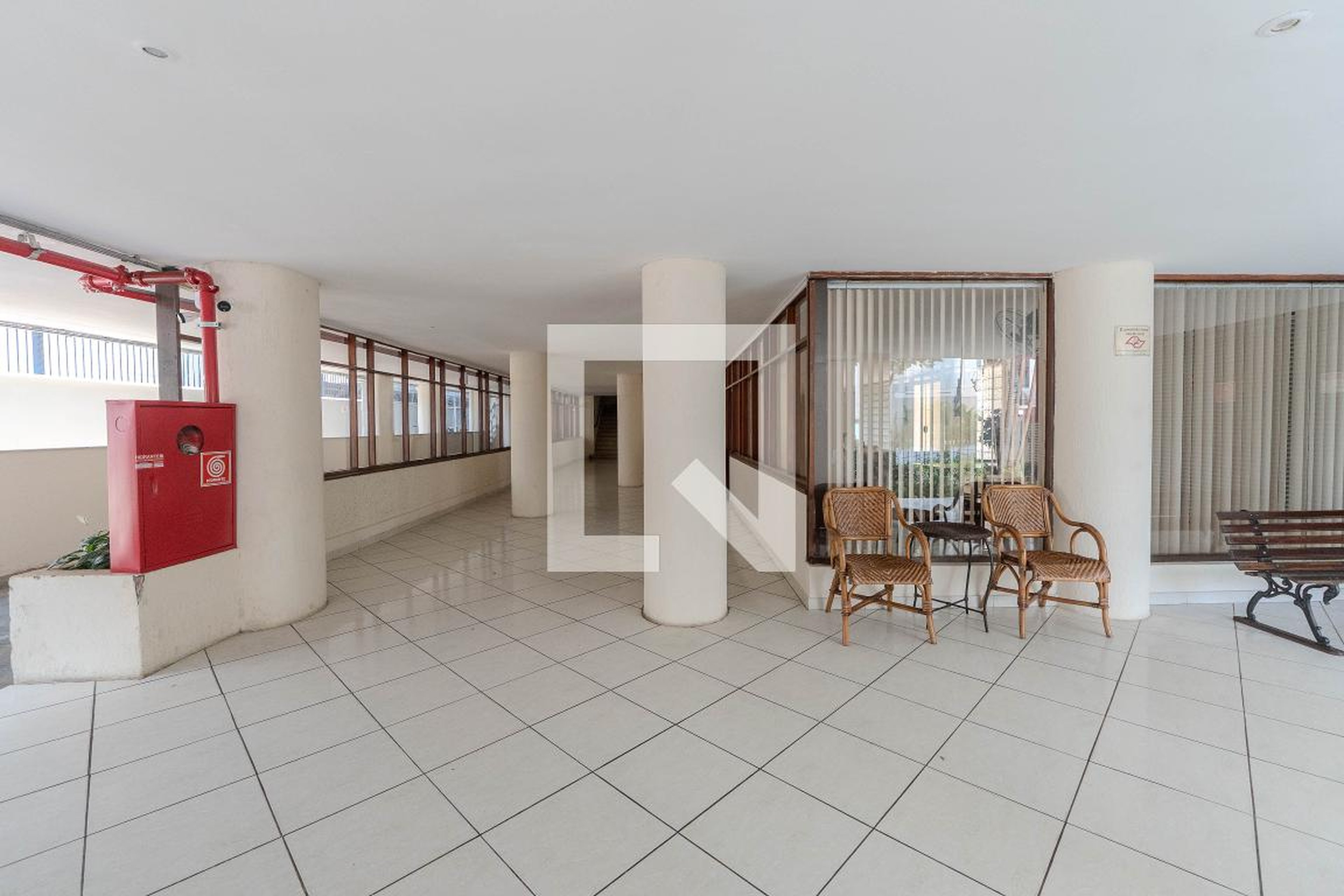 Hall de entrada - Rosa Conceição