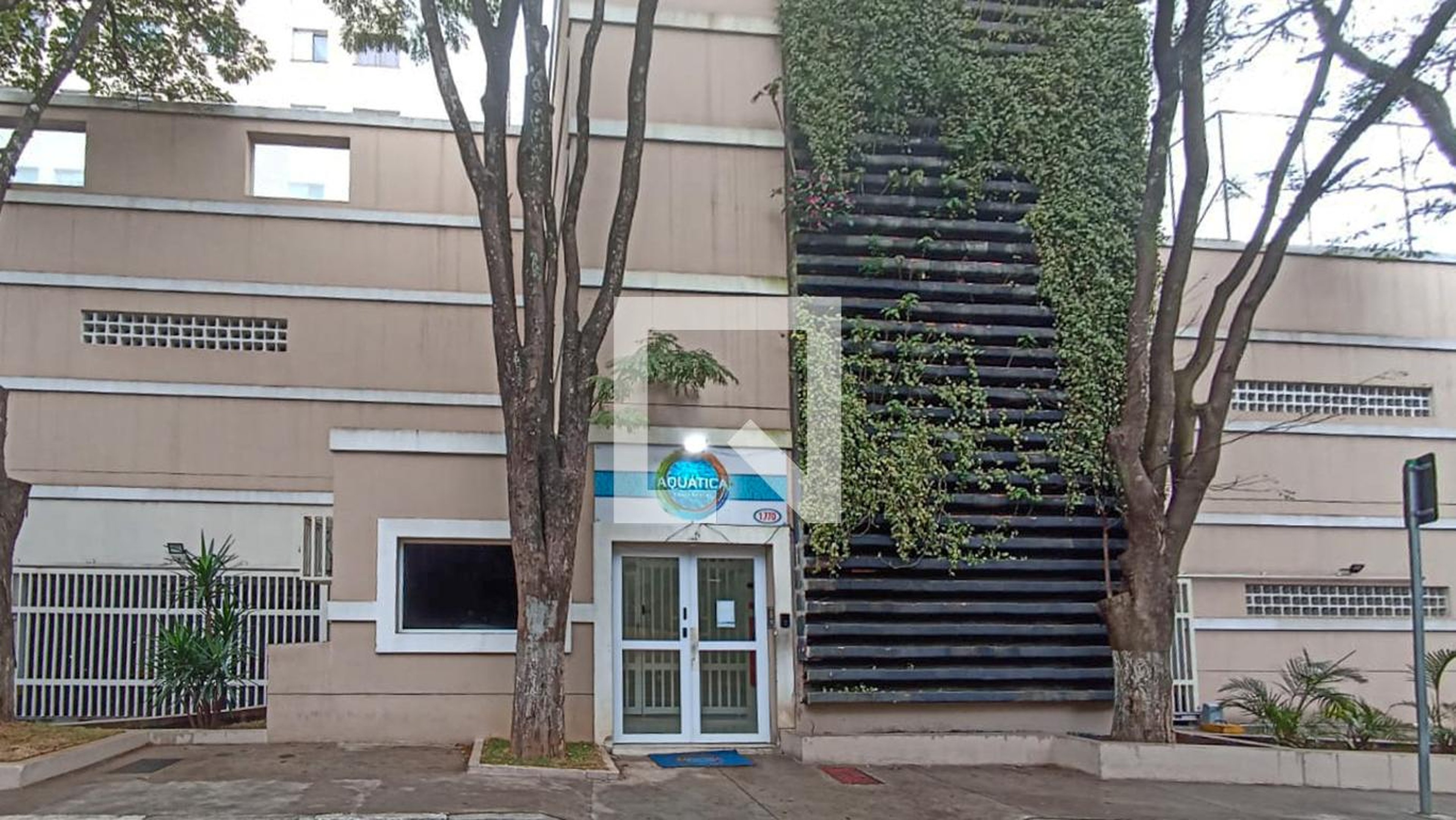 Fachada Residencial Aquática