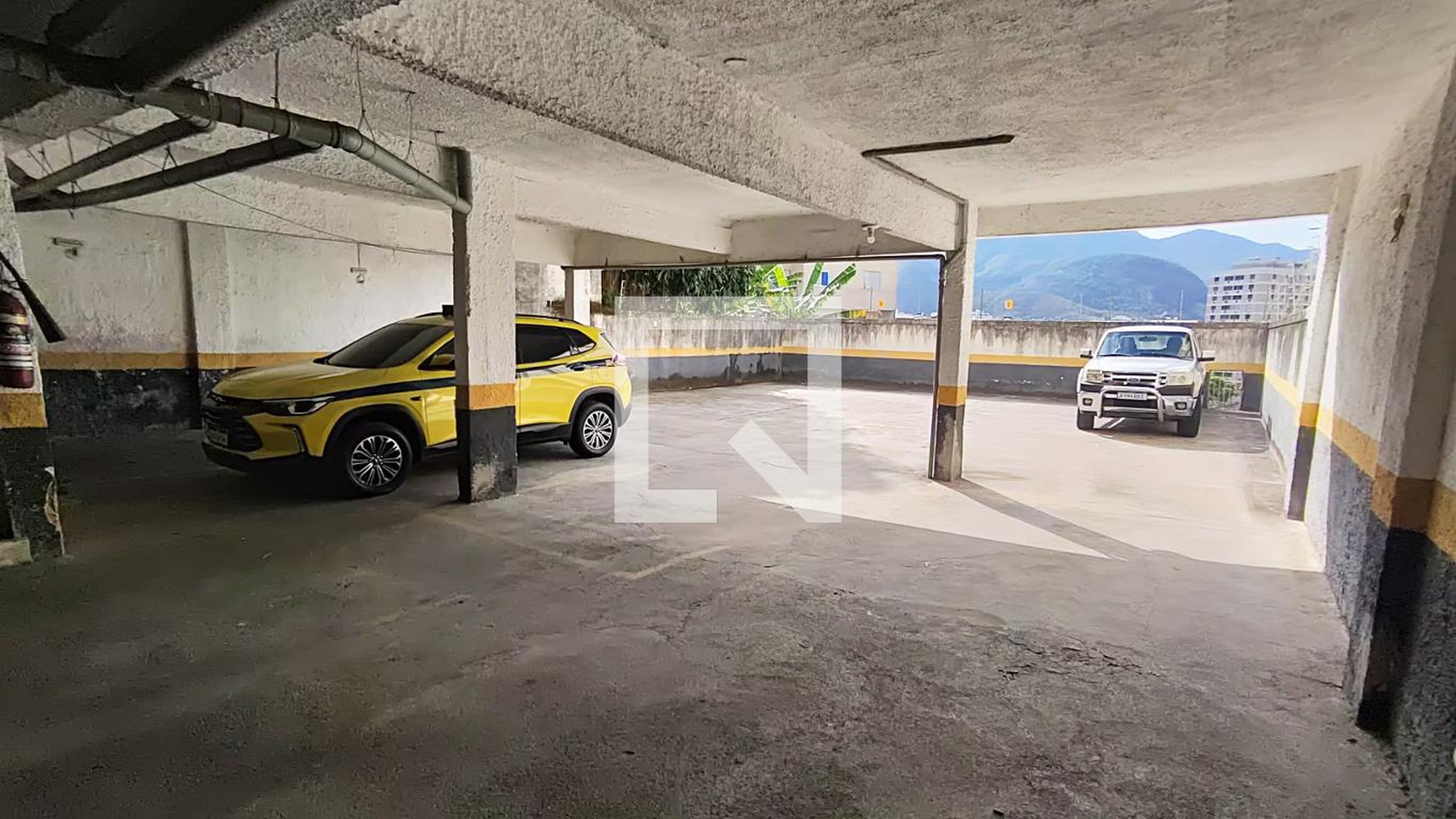 Estacionamento - Edifício Cinha Galvão