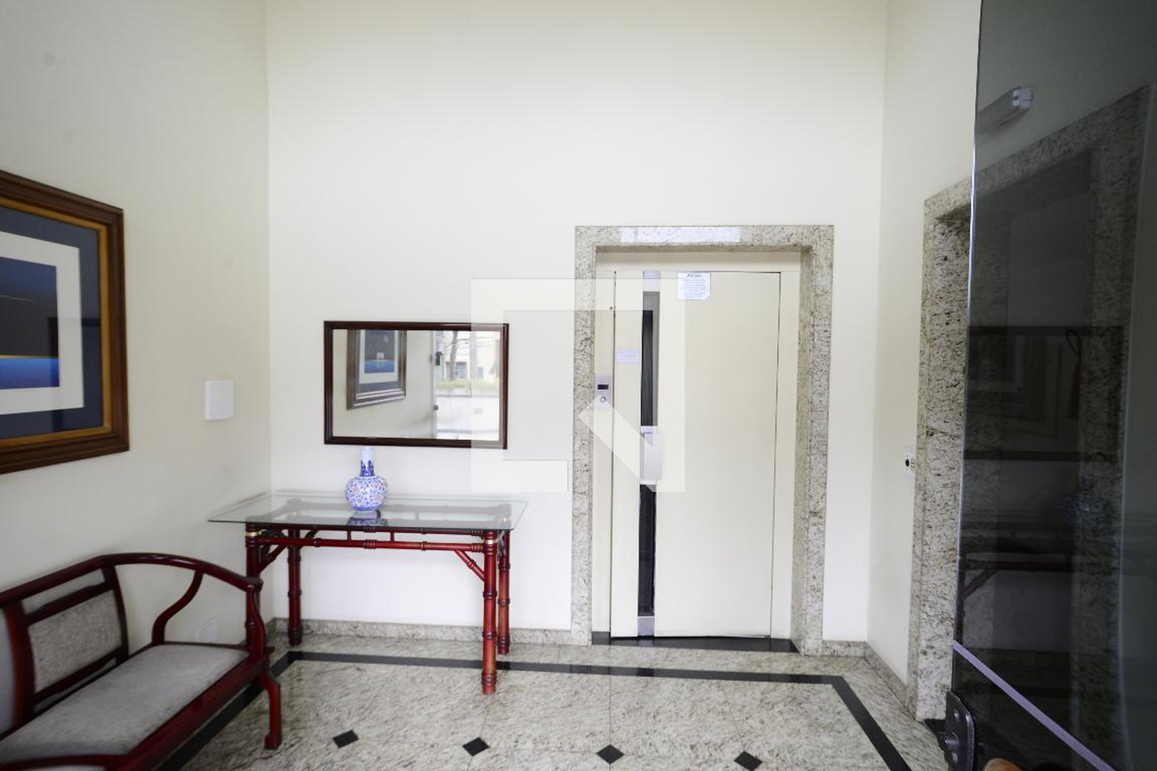 Hall de Entrada - Edifício Maison Drumond