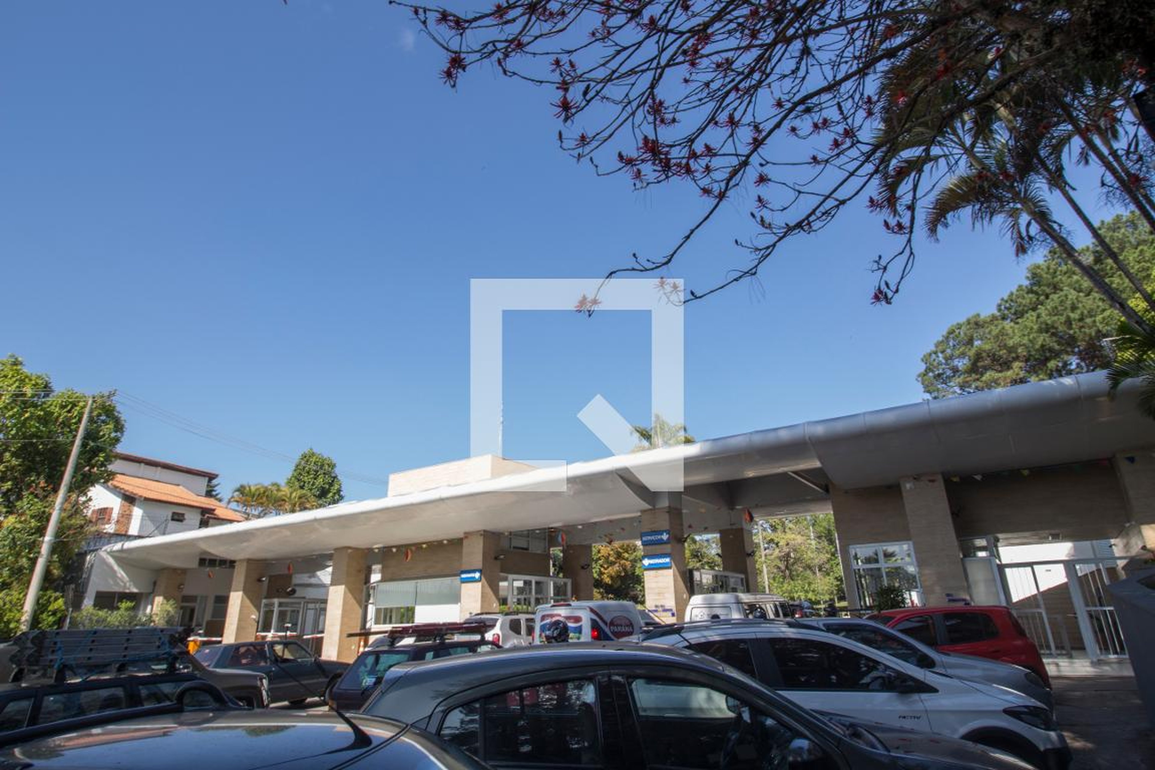 Fachada Condomínio em Alameda Peruíbe, 385