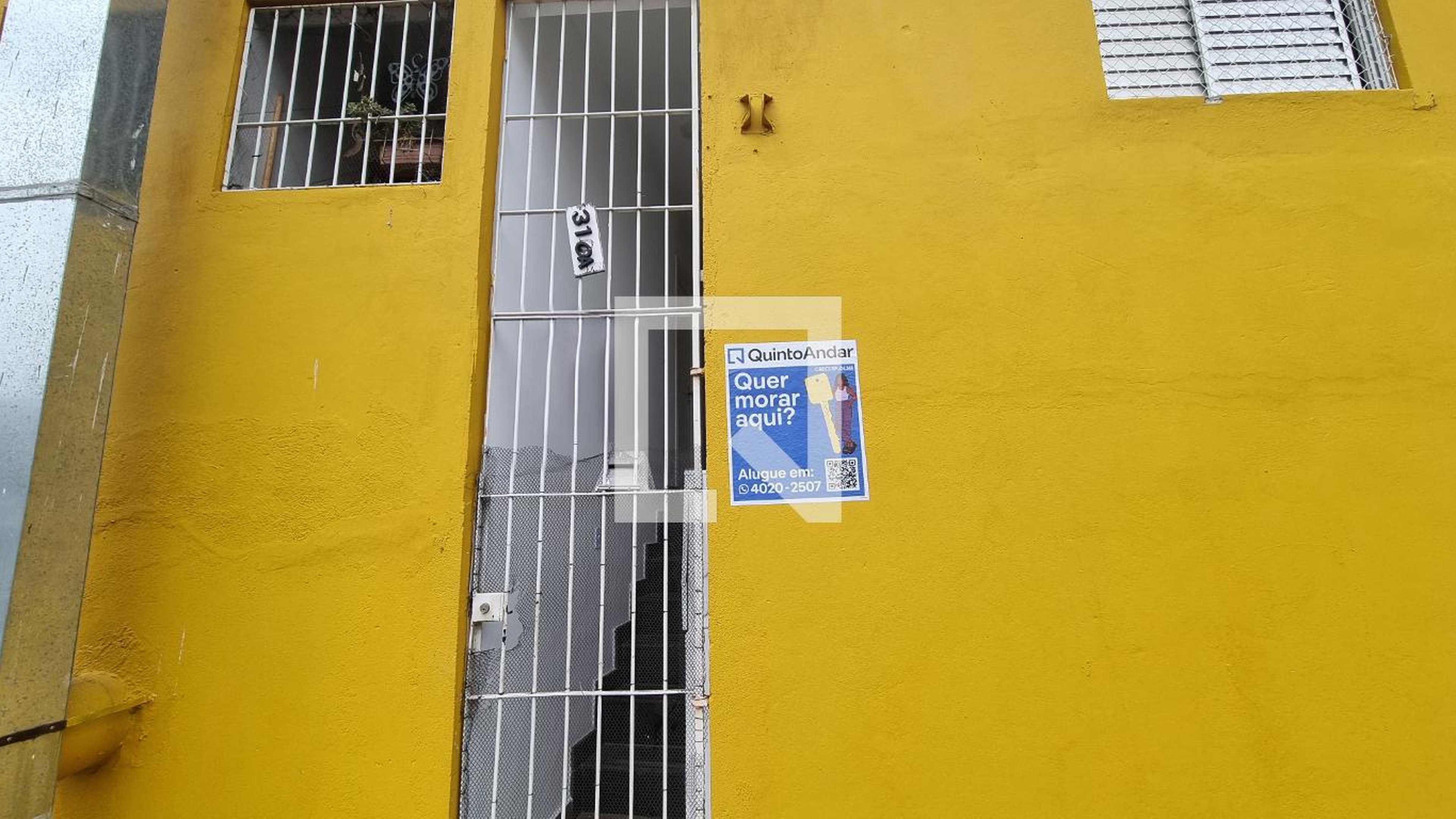 Fachada Condomínio em Rua Martinho de Alboim, 310a