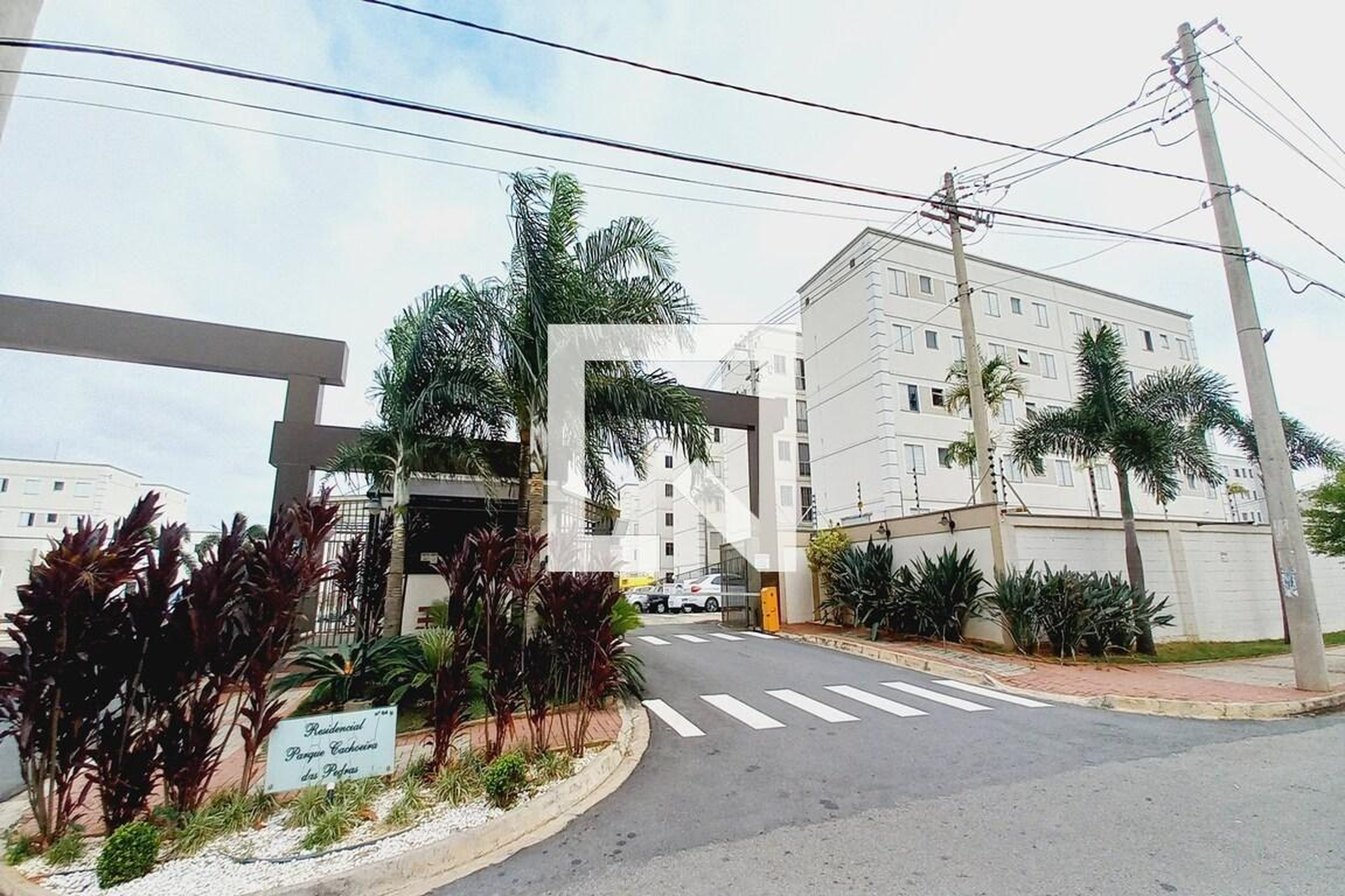 Fachada do Condomínio Condomínio Cachoeira das Pedras