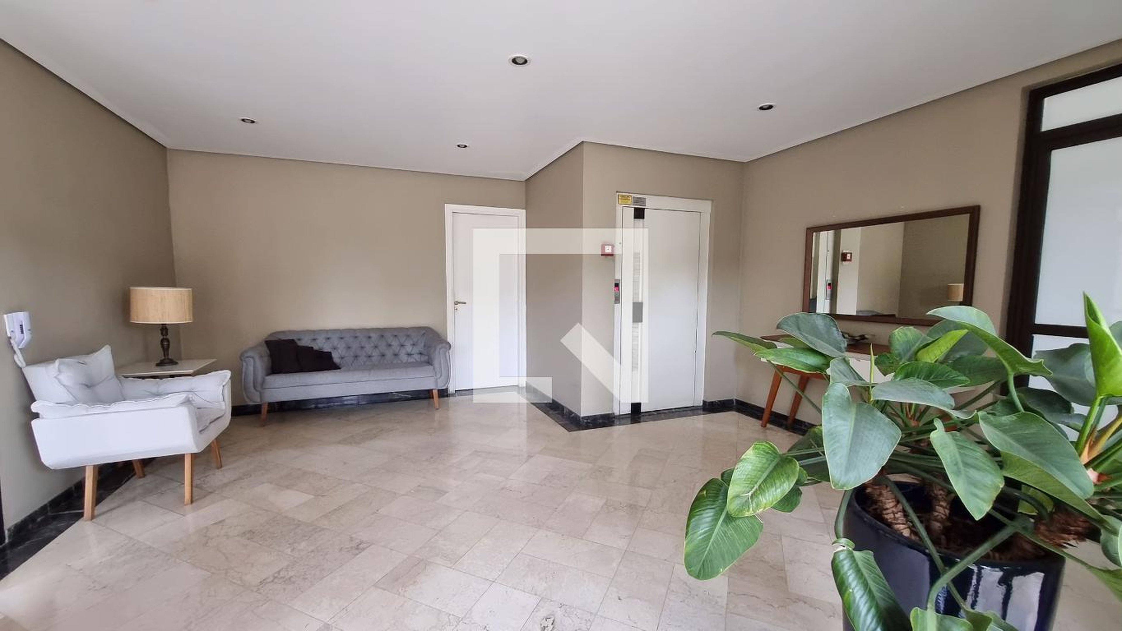 Hall de Entrada - KEY WEST