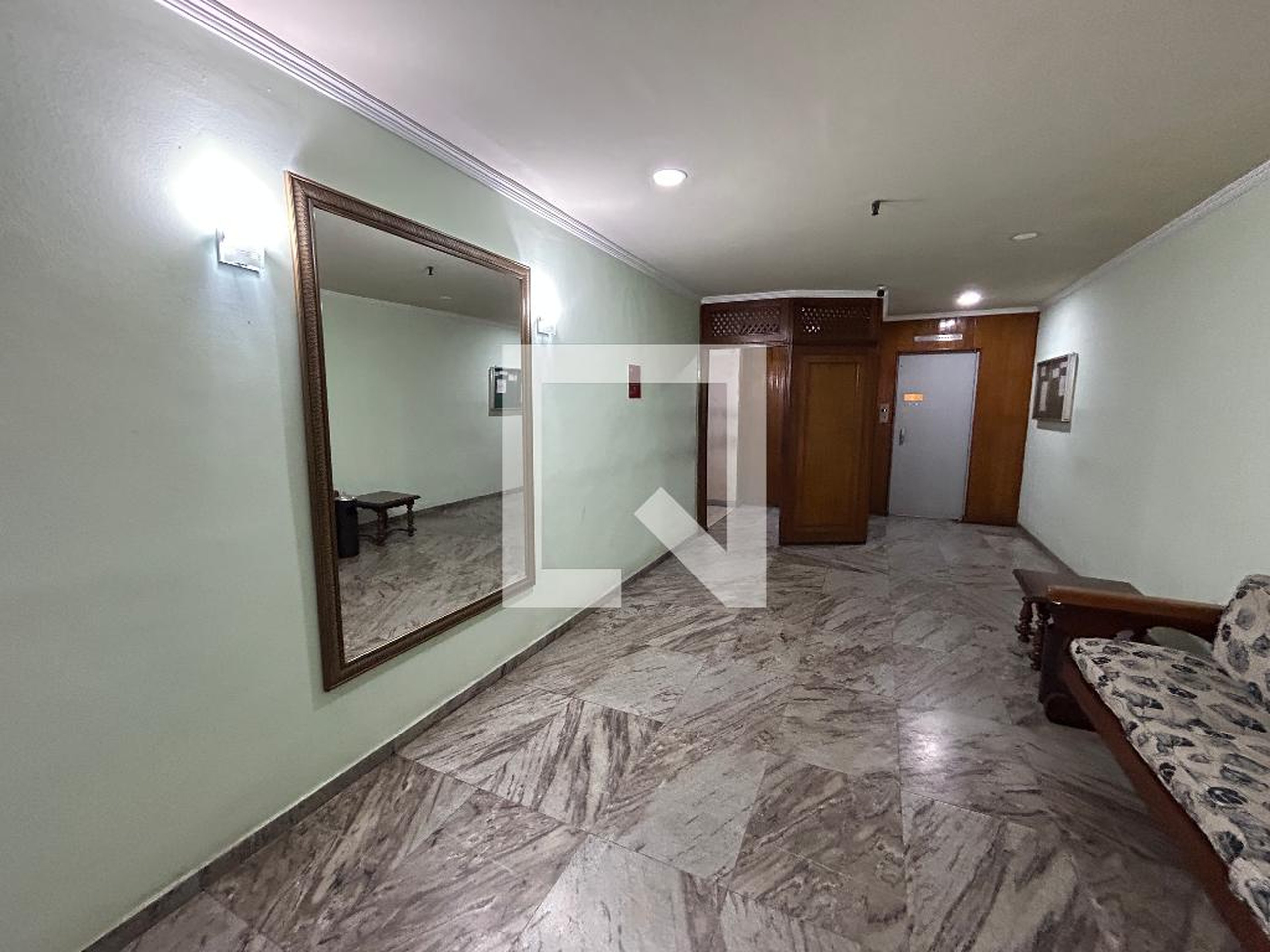 Hall de entrada - Charle Chaplin