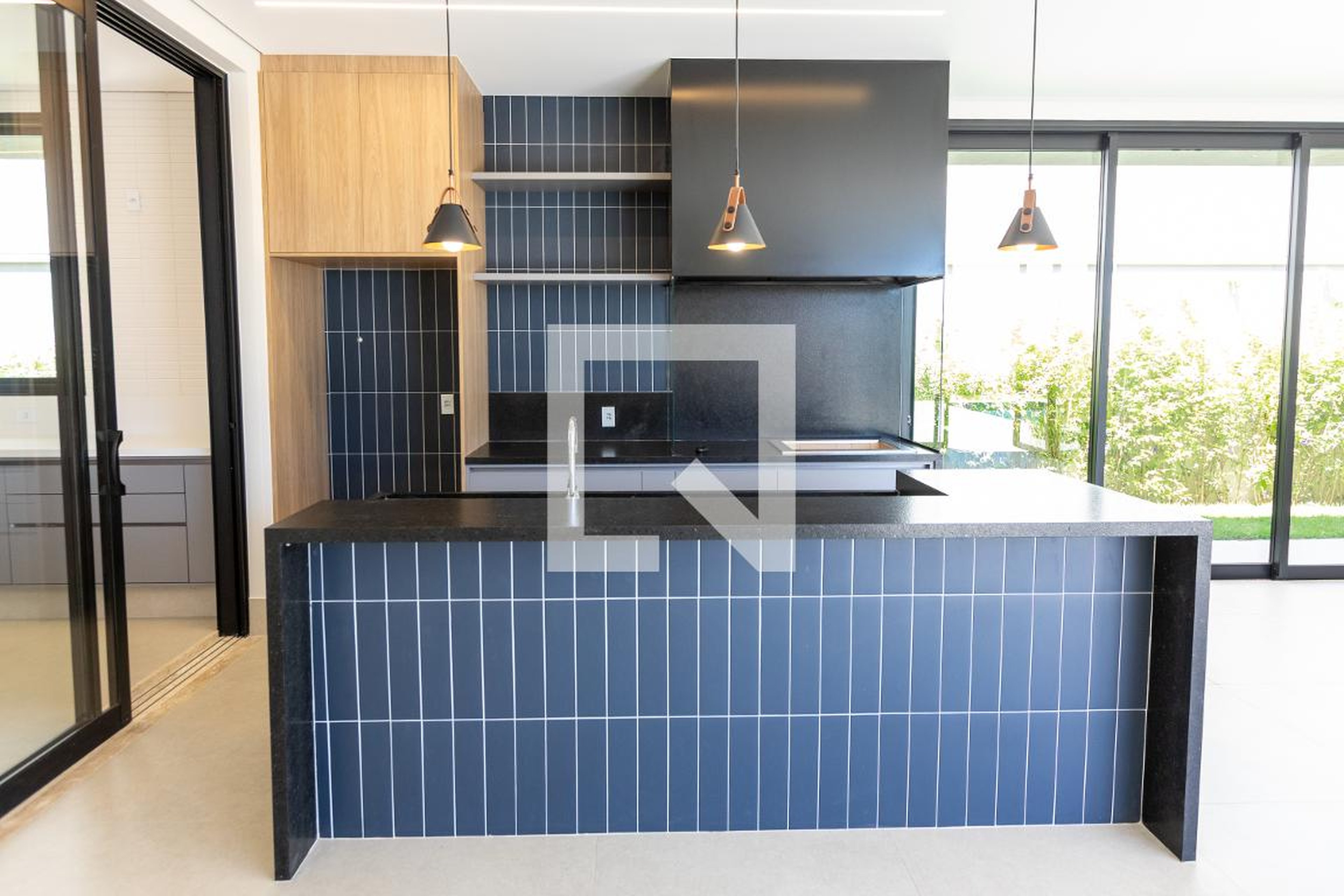 Churrasqueira Condomínio em Rua Caio Prado Júnior, 51