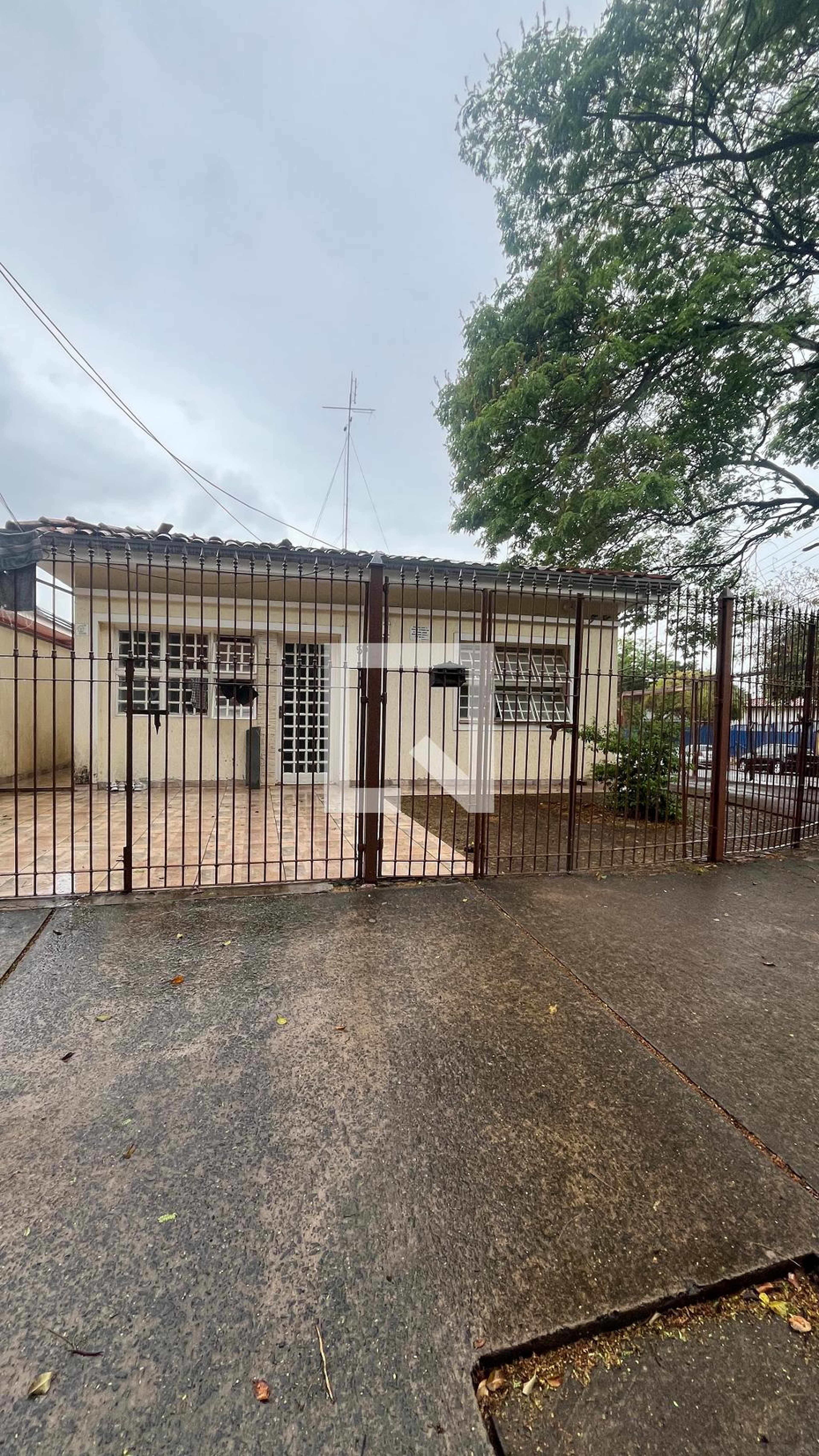 Fachada Condomínio em Rua Manoel Antunes Novo, 562