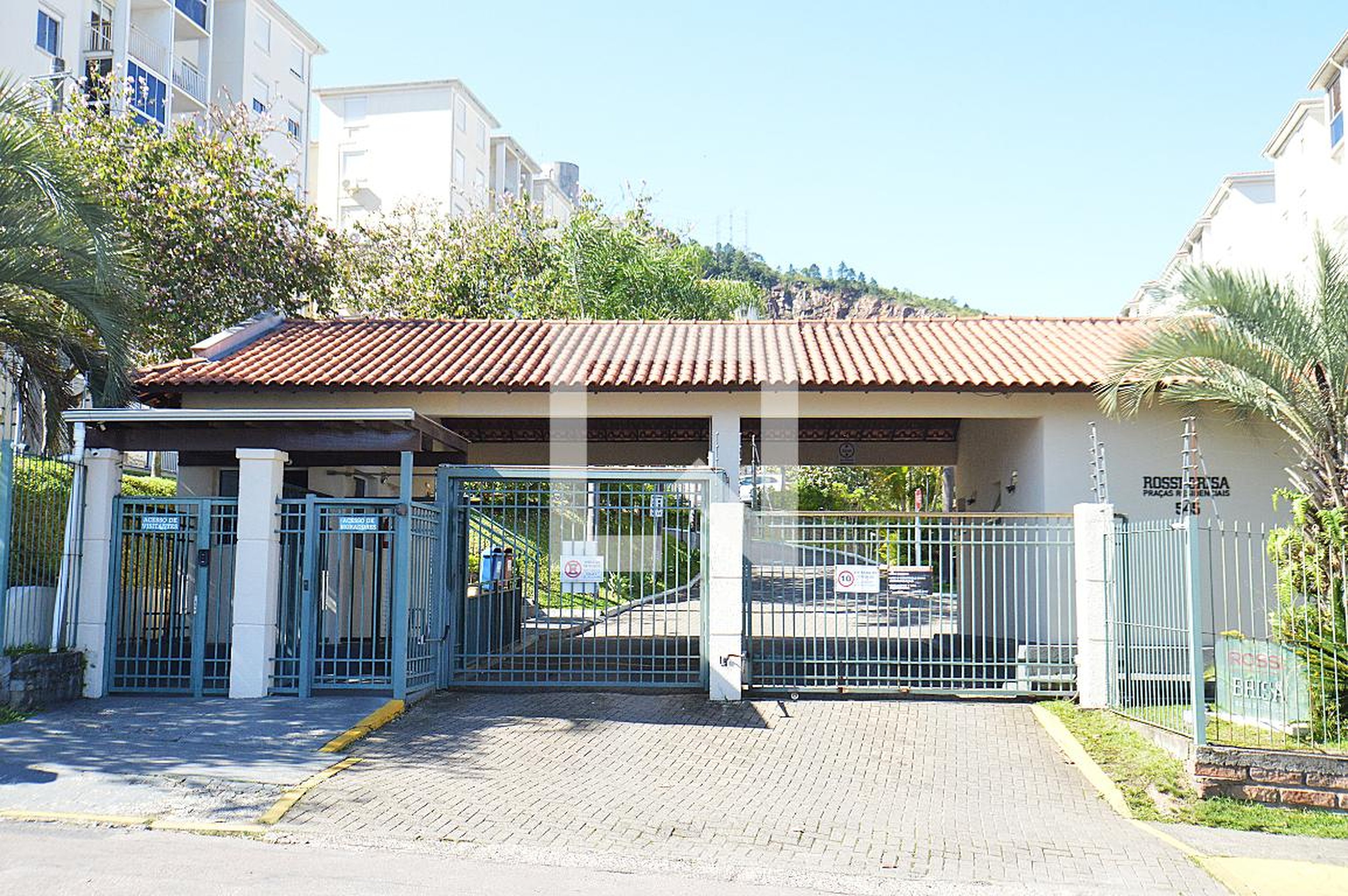 Fachada Condomínio Rossi Brisa