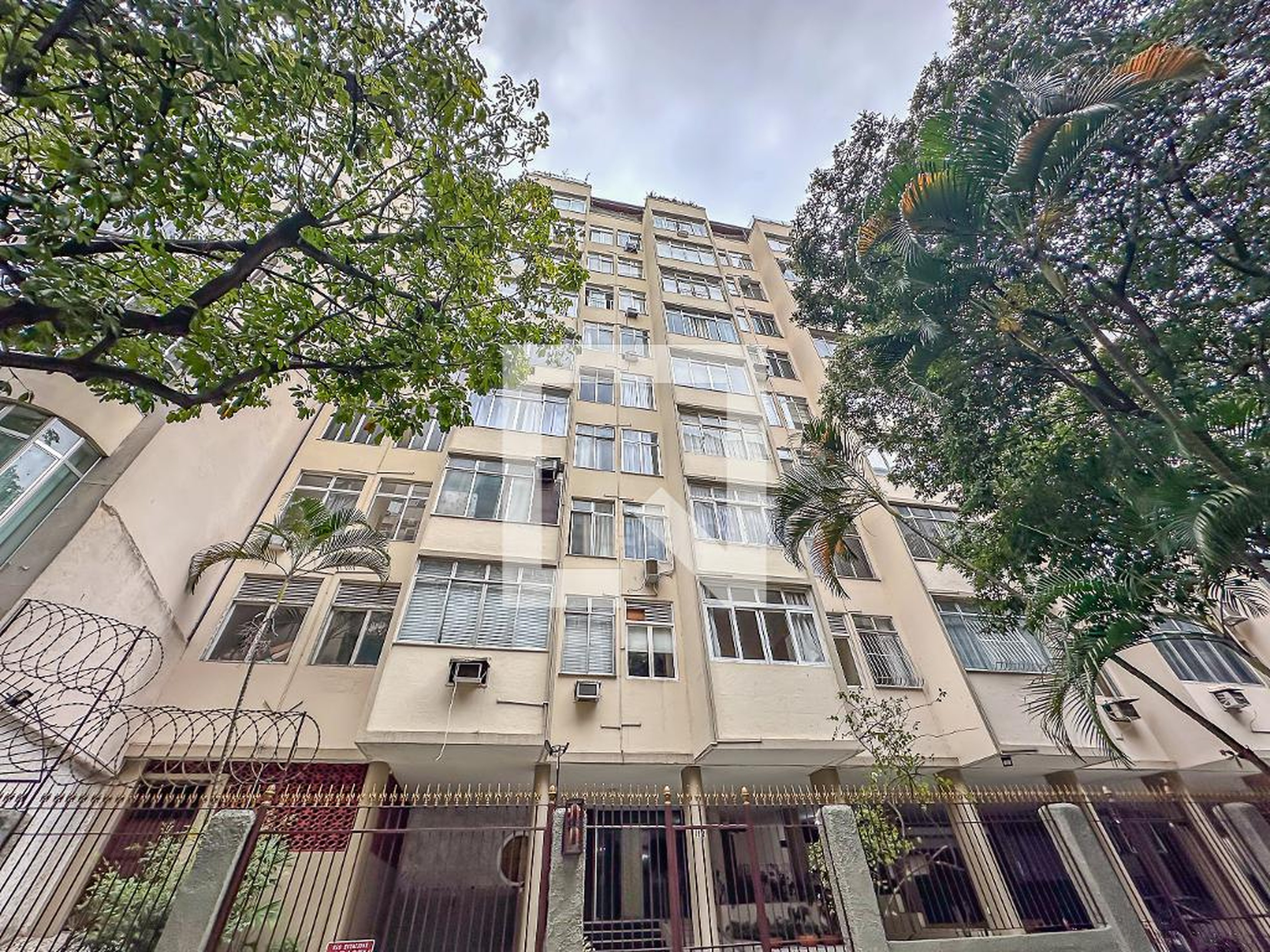 Fachada Condomínio Conde de Beapendi