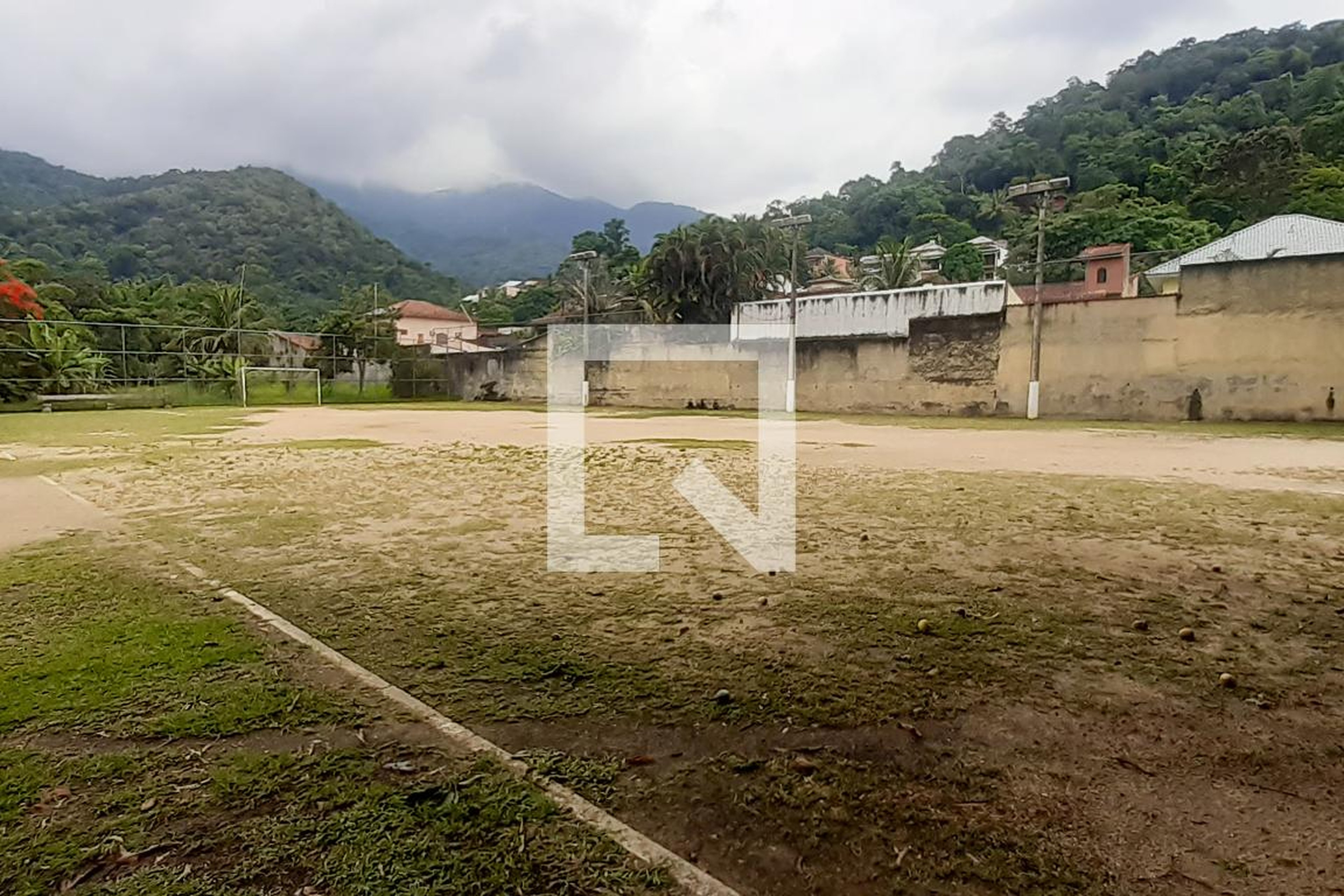 Campo de Futebol - 