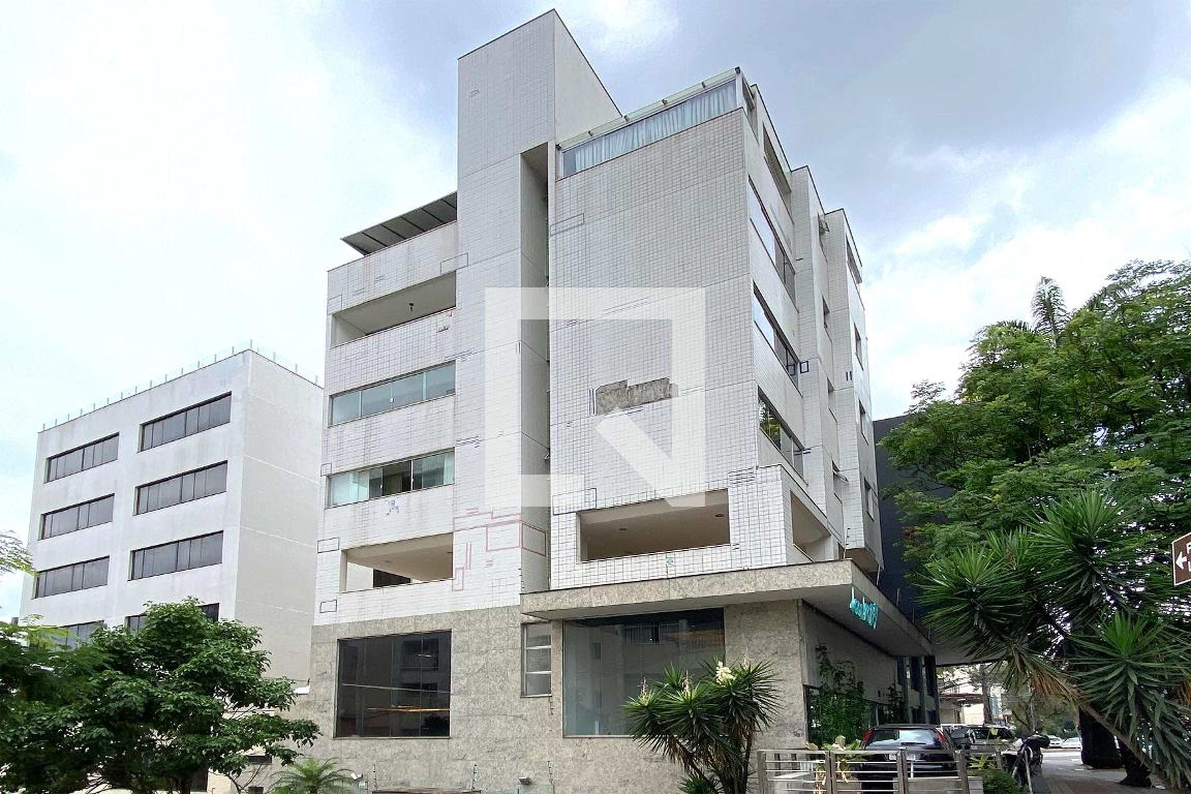 Fachada Condomínio em Rua Antero da Silveira, 109