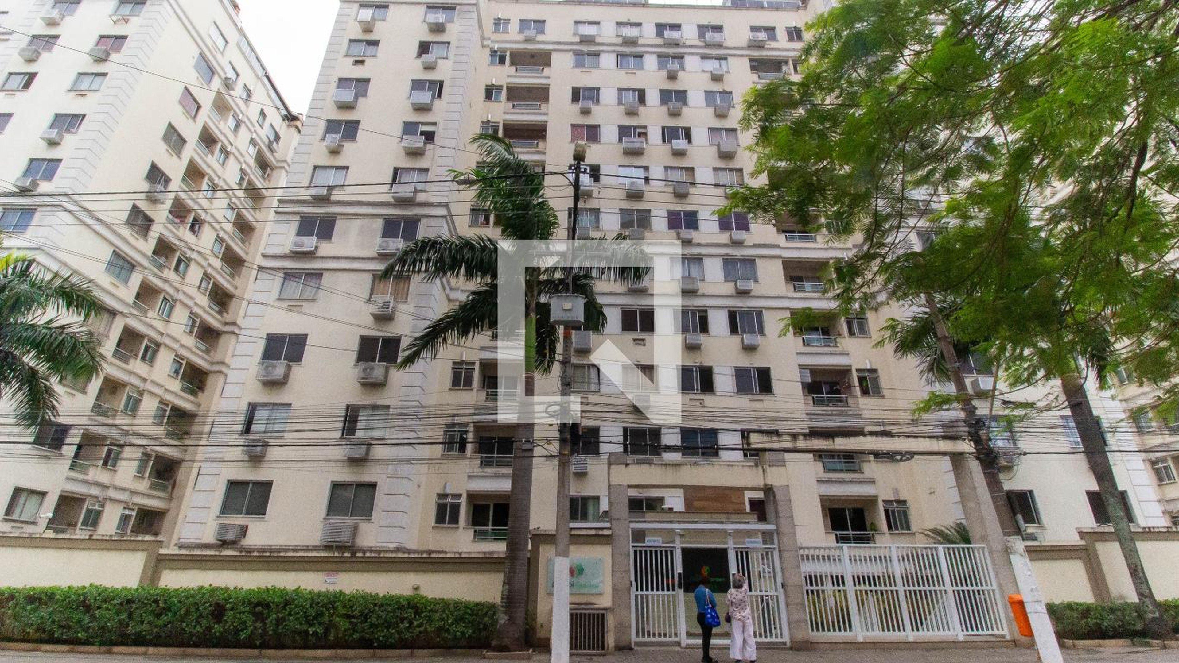 Fachada Condomínio em Rua Doutor Luiz Palmier, 21