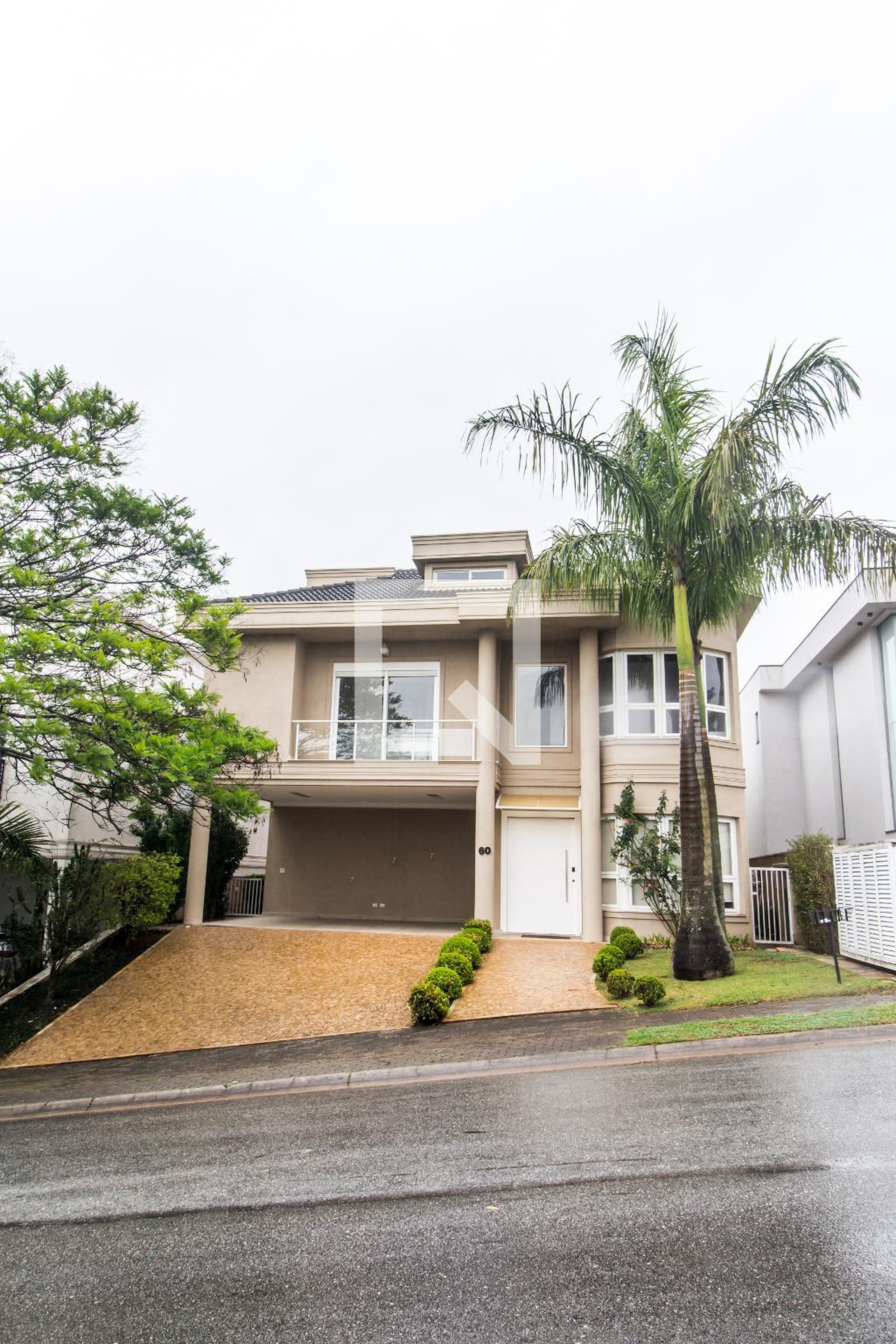 Fachada Condomínio em Alameda das Cássias, 60