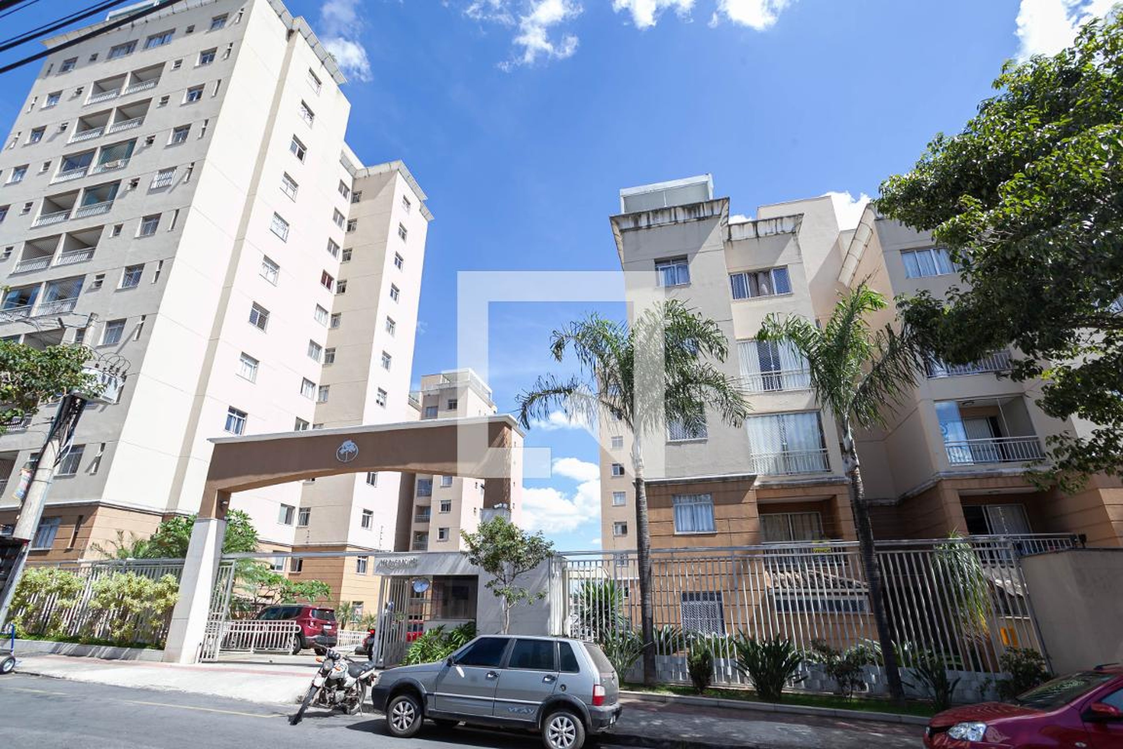 Fachada Edifício Parque dos Ipês