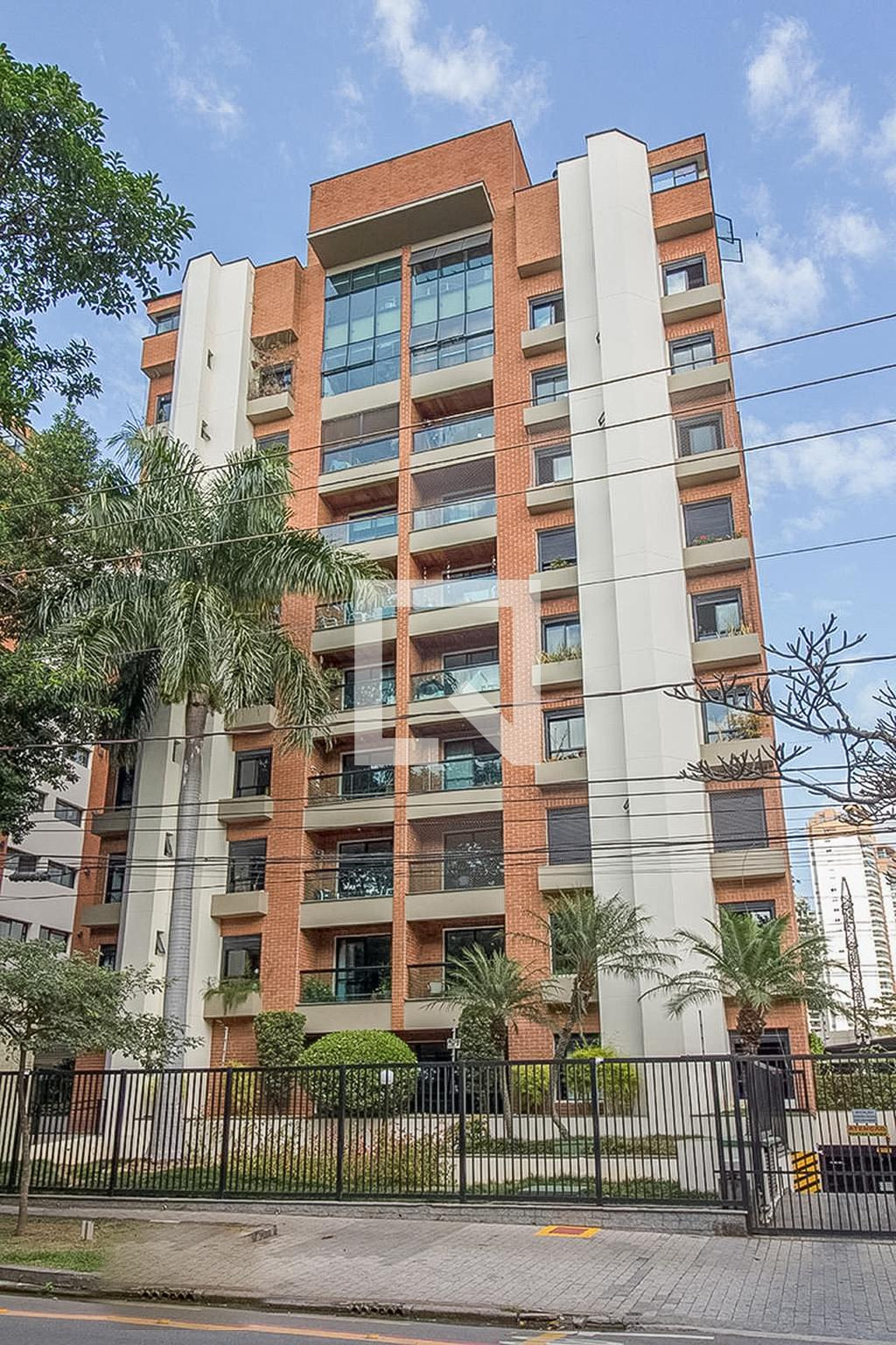 Fachada Condomínio Etoile