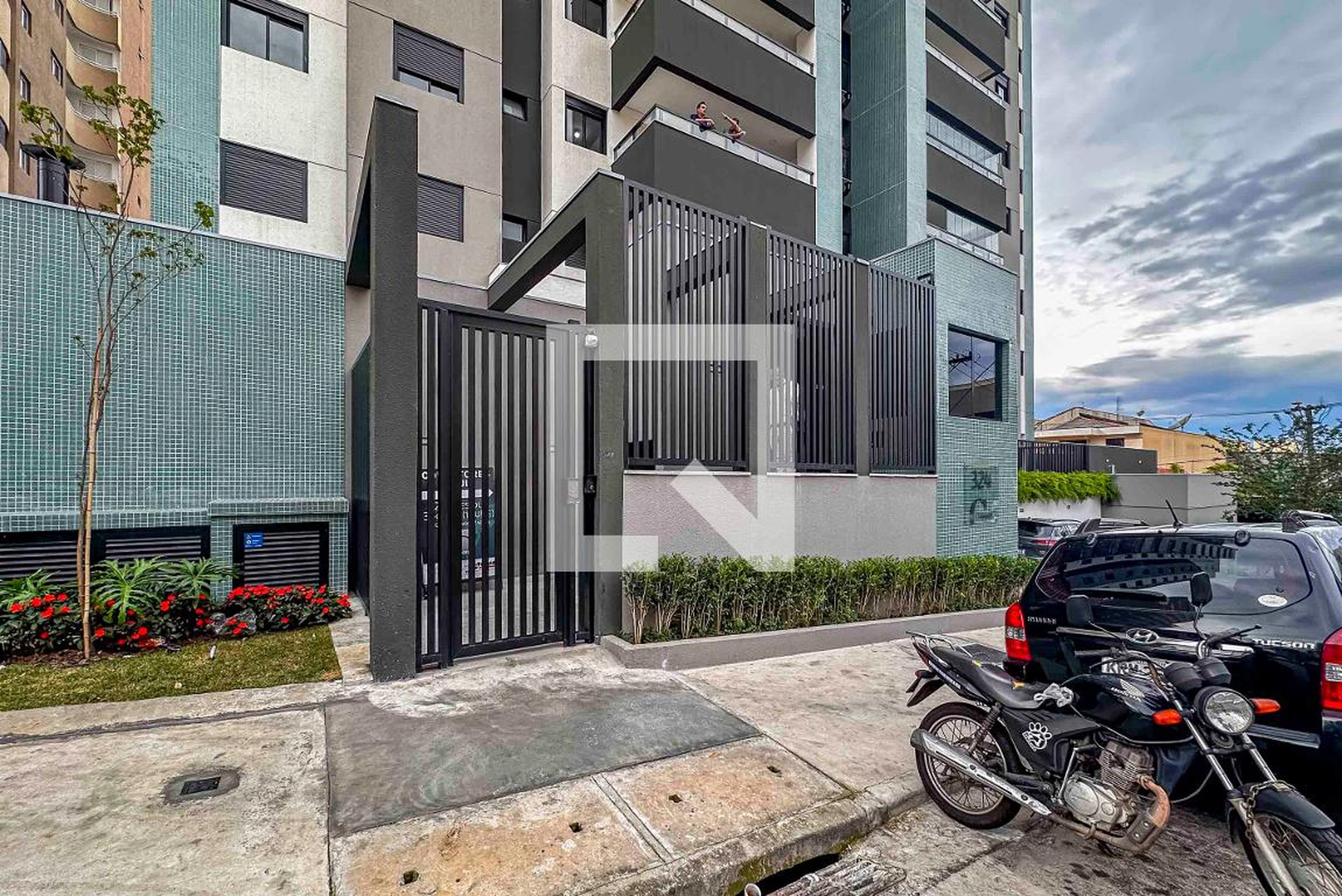 Fachada Condomínio em Rua Conselheiro Justino, 324
