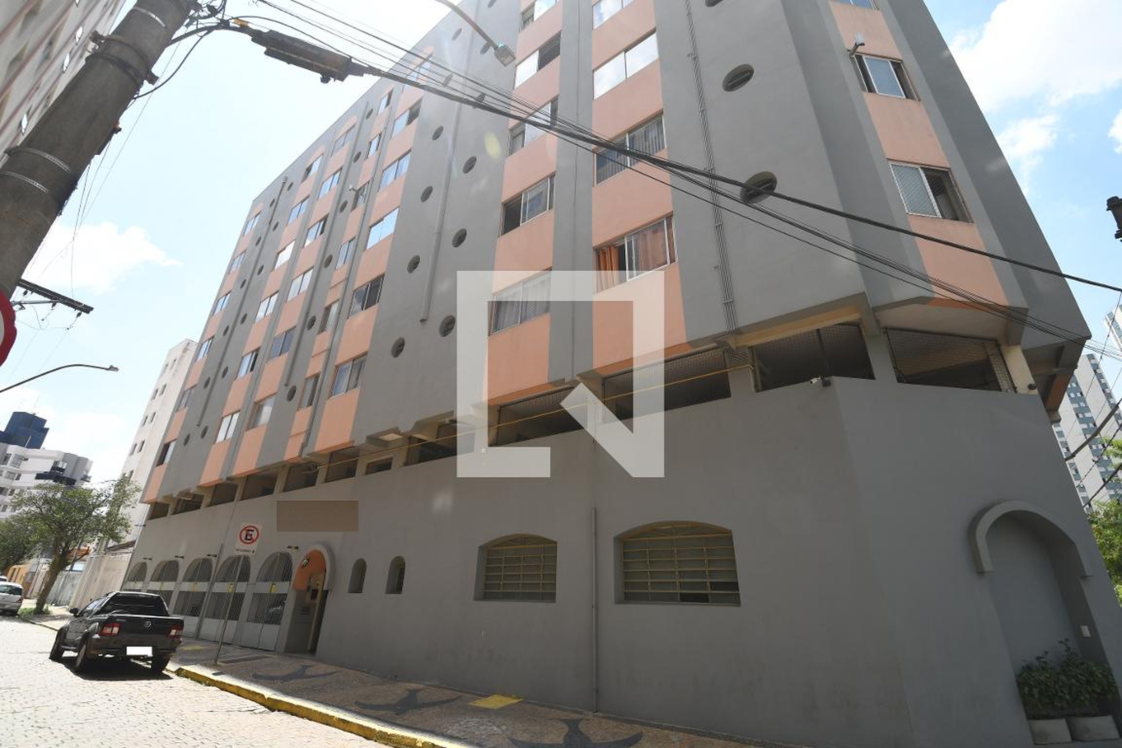 Fachada do Prédio Condomínio Paramount