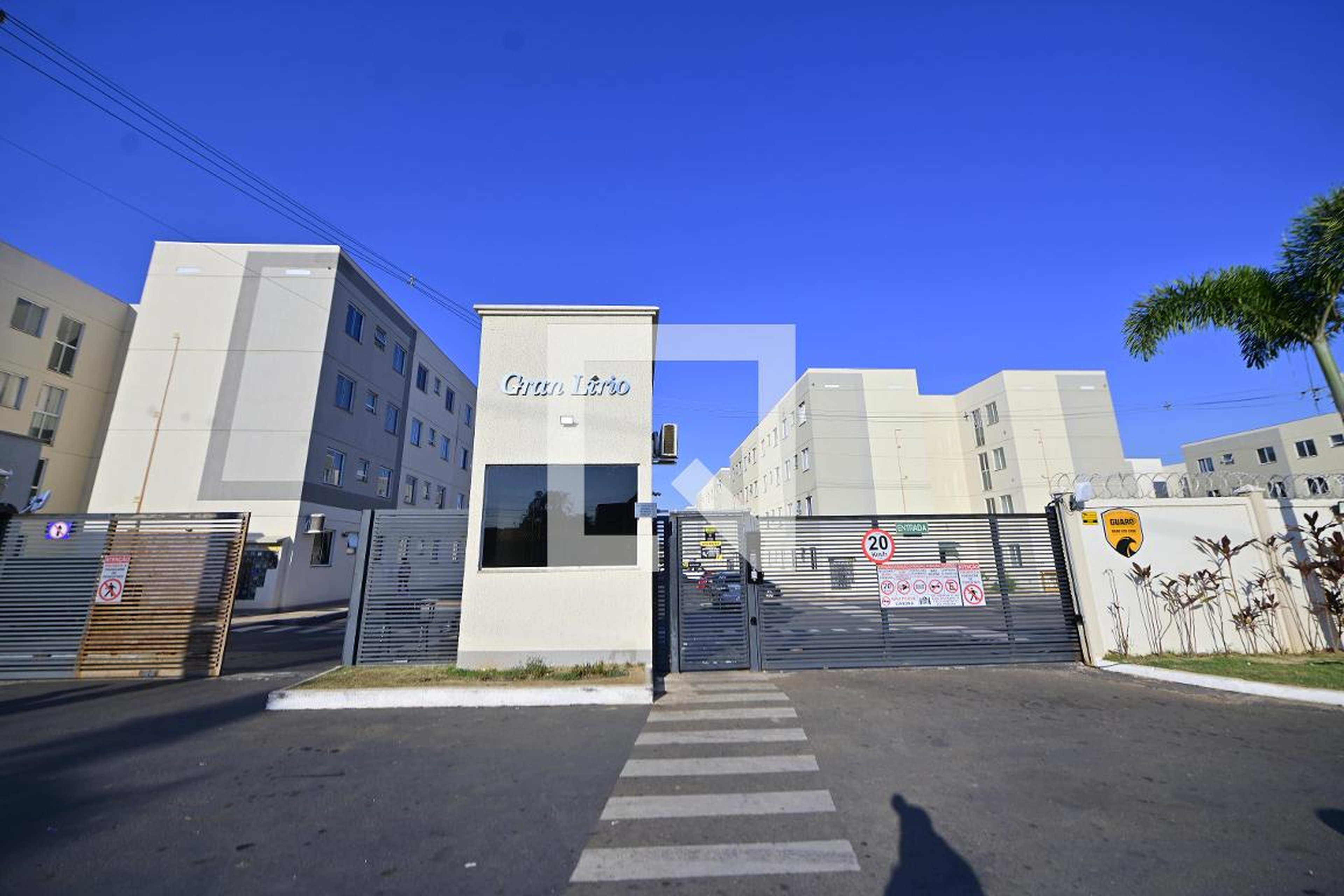 Fachada Residencial Gran Lírios