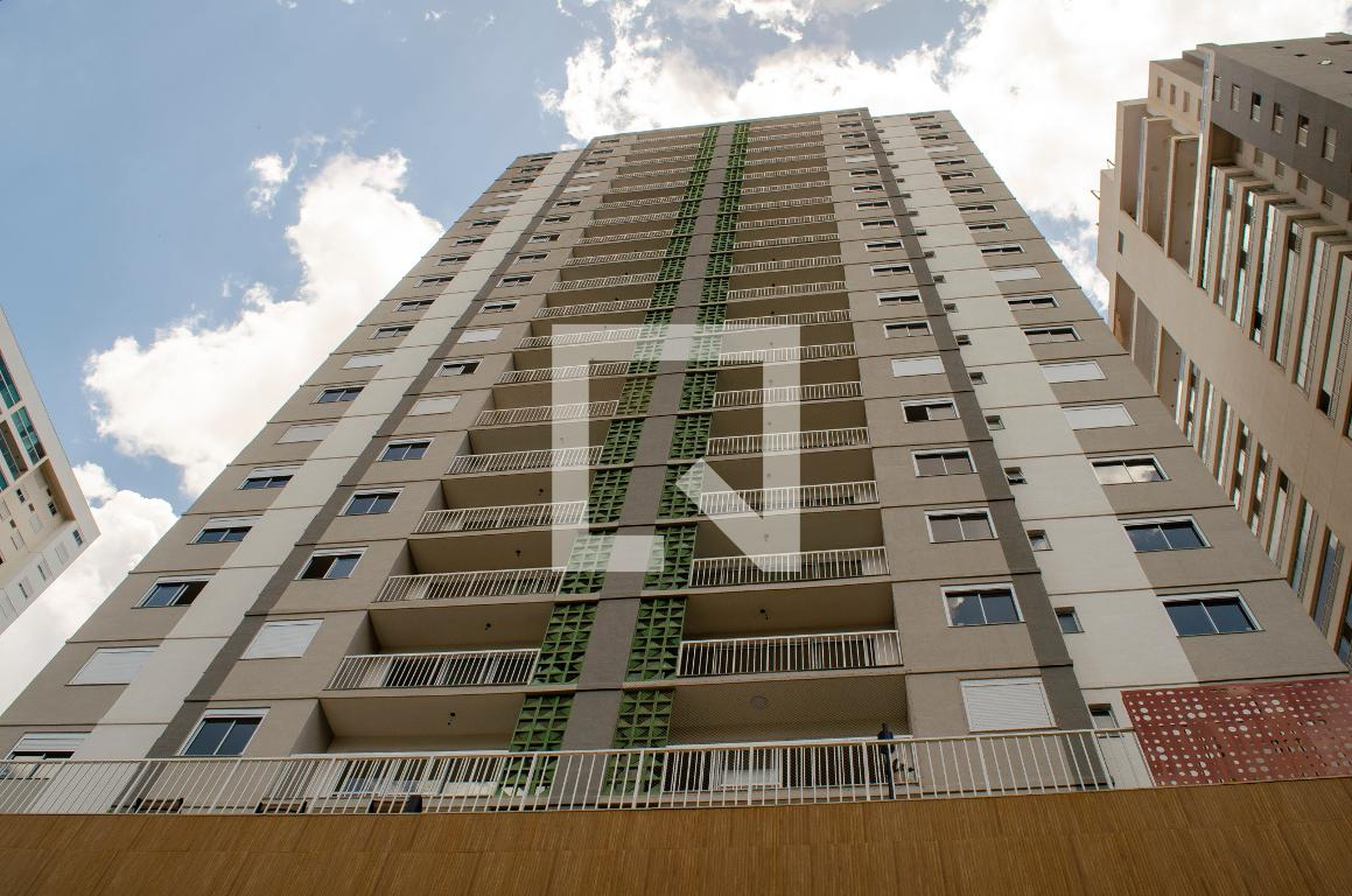 Fachada Condomínio em Rua T-29, 1376