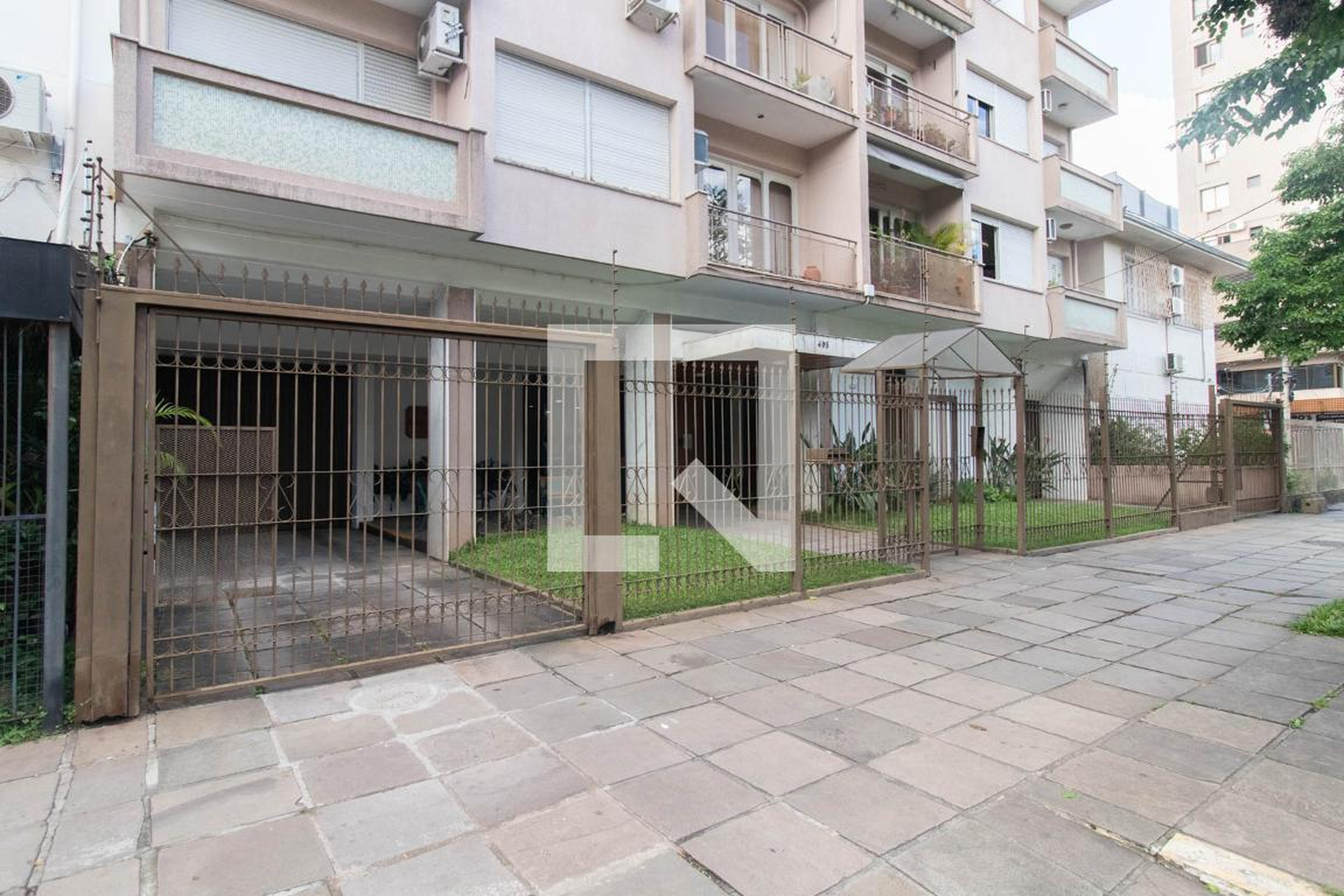 Fachada Condomínio em Avenida Jerônimo de Ornelas, 405