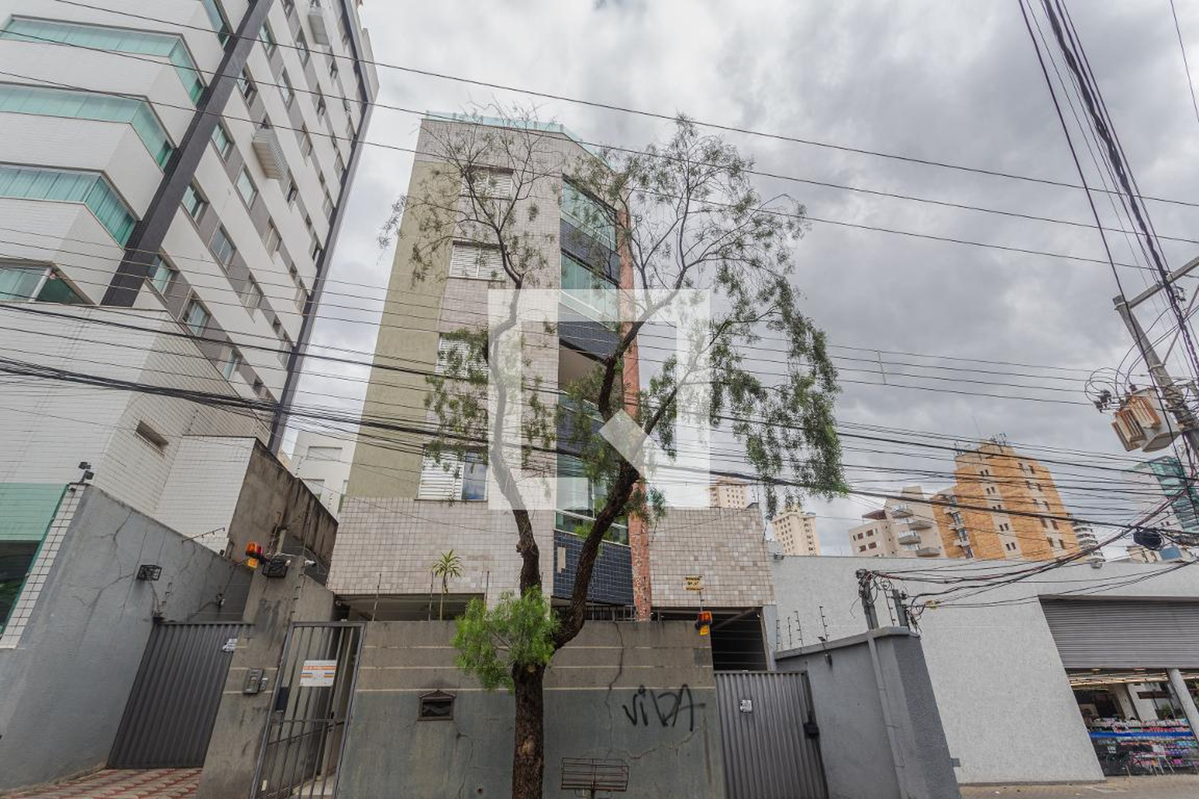 Fachada Condomínio Piazza Castella