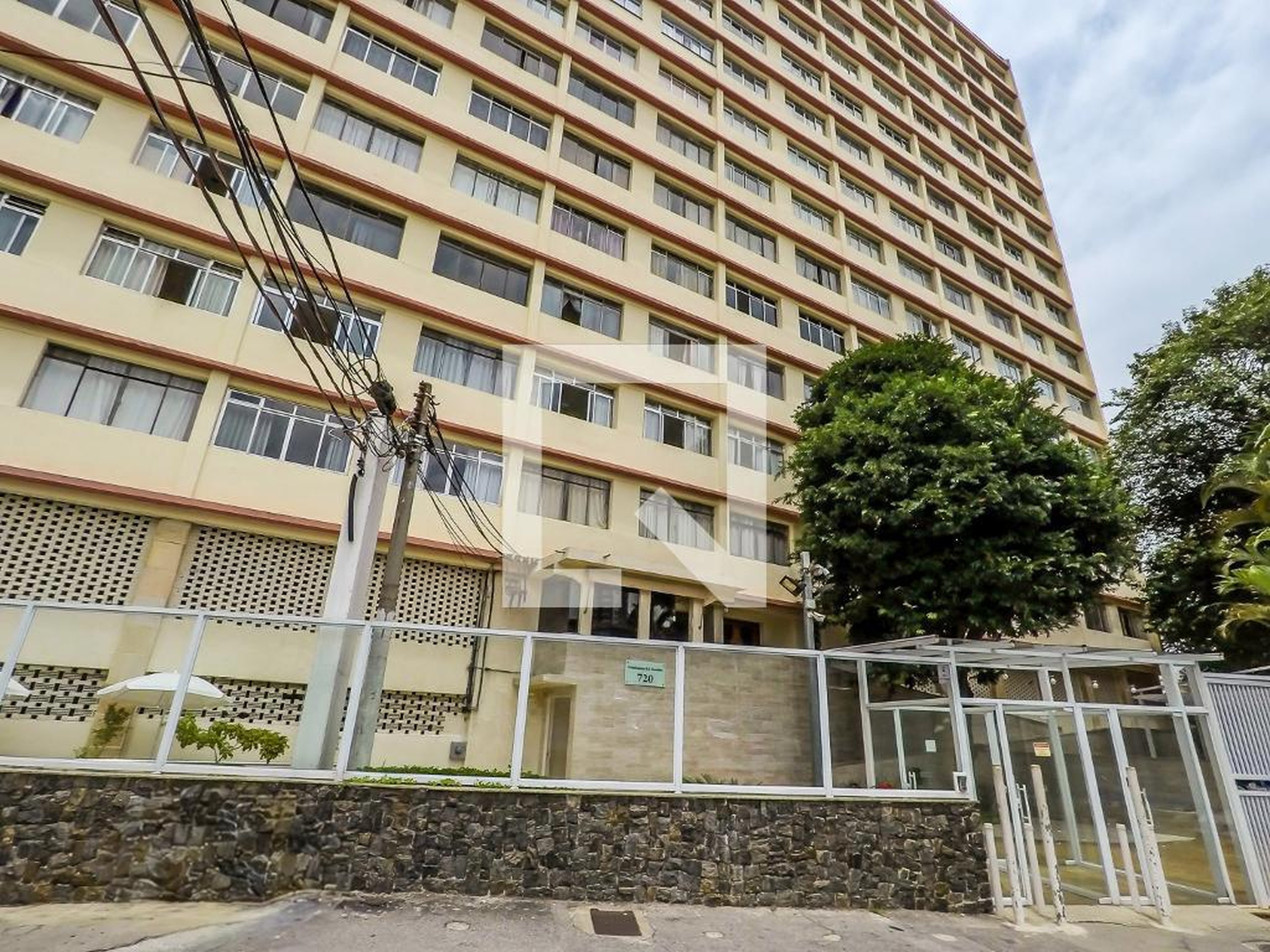 Fachada Condomínio em Rua José Antônio Coelho, 720