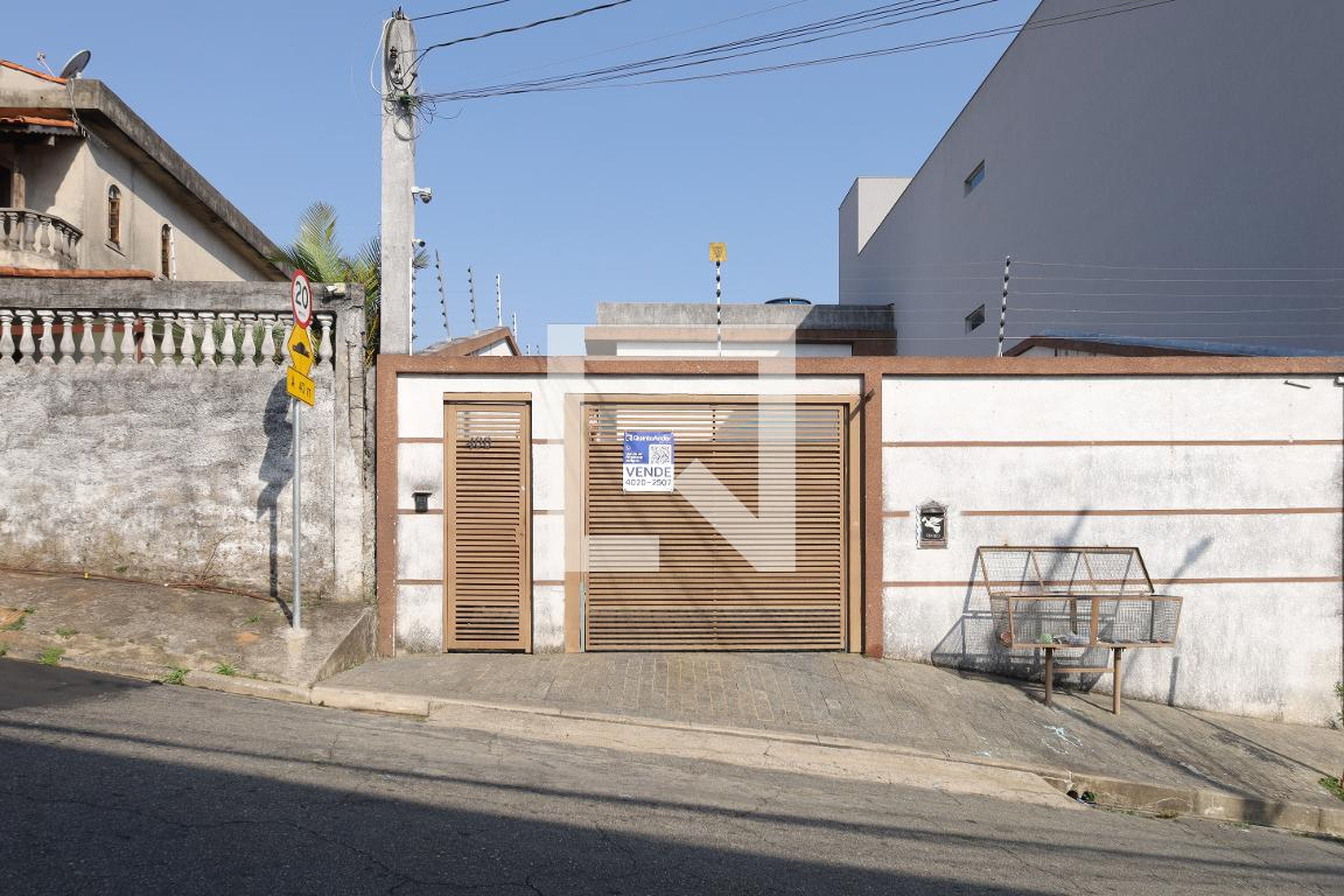 Fachada Condomínio em Rua São Gonçalo do Piauí, 400