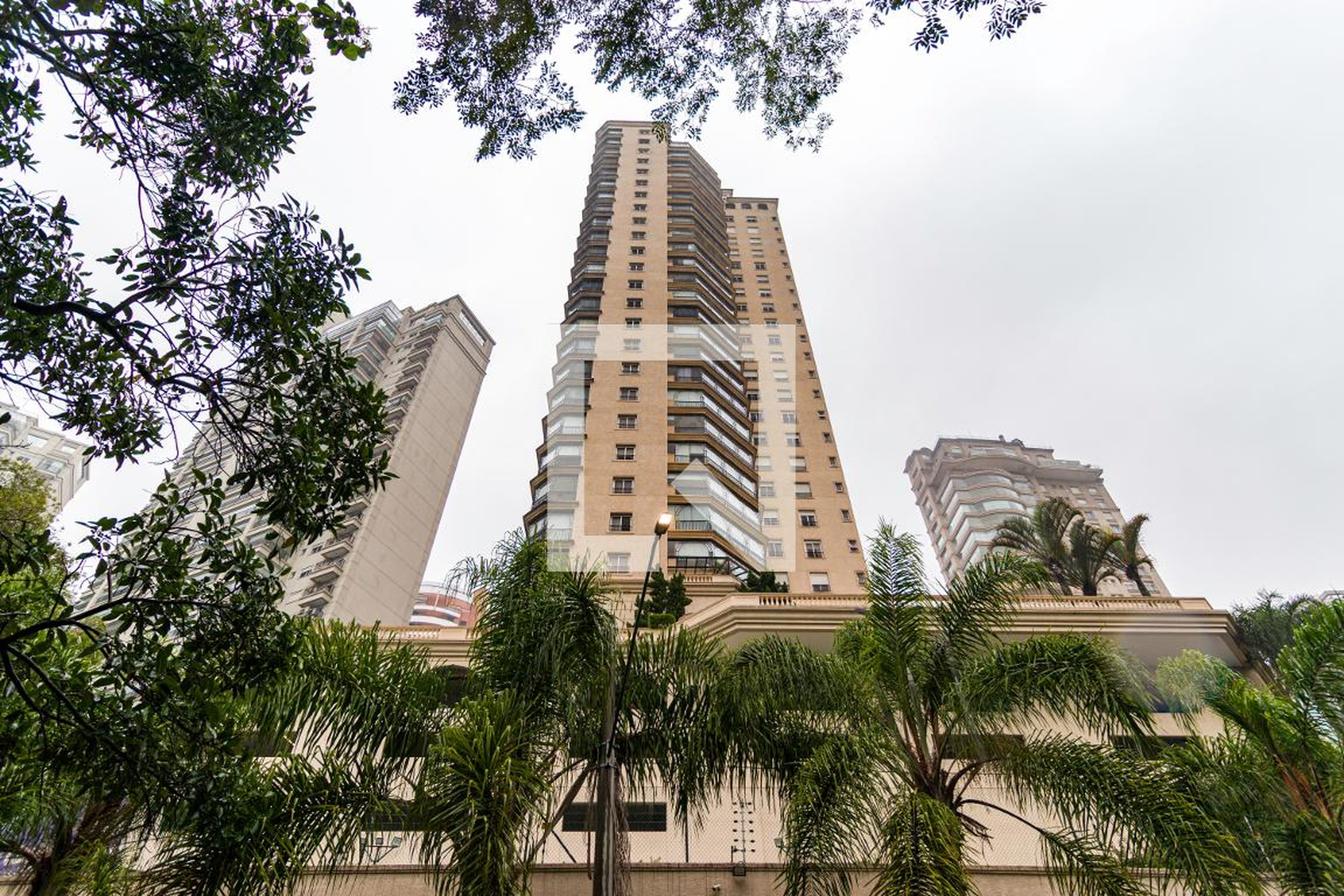 Fachada Condomínio Caroline Mahal